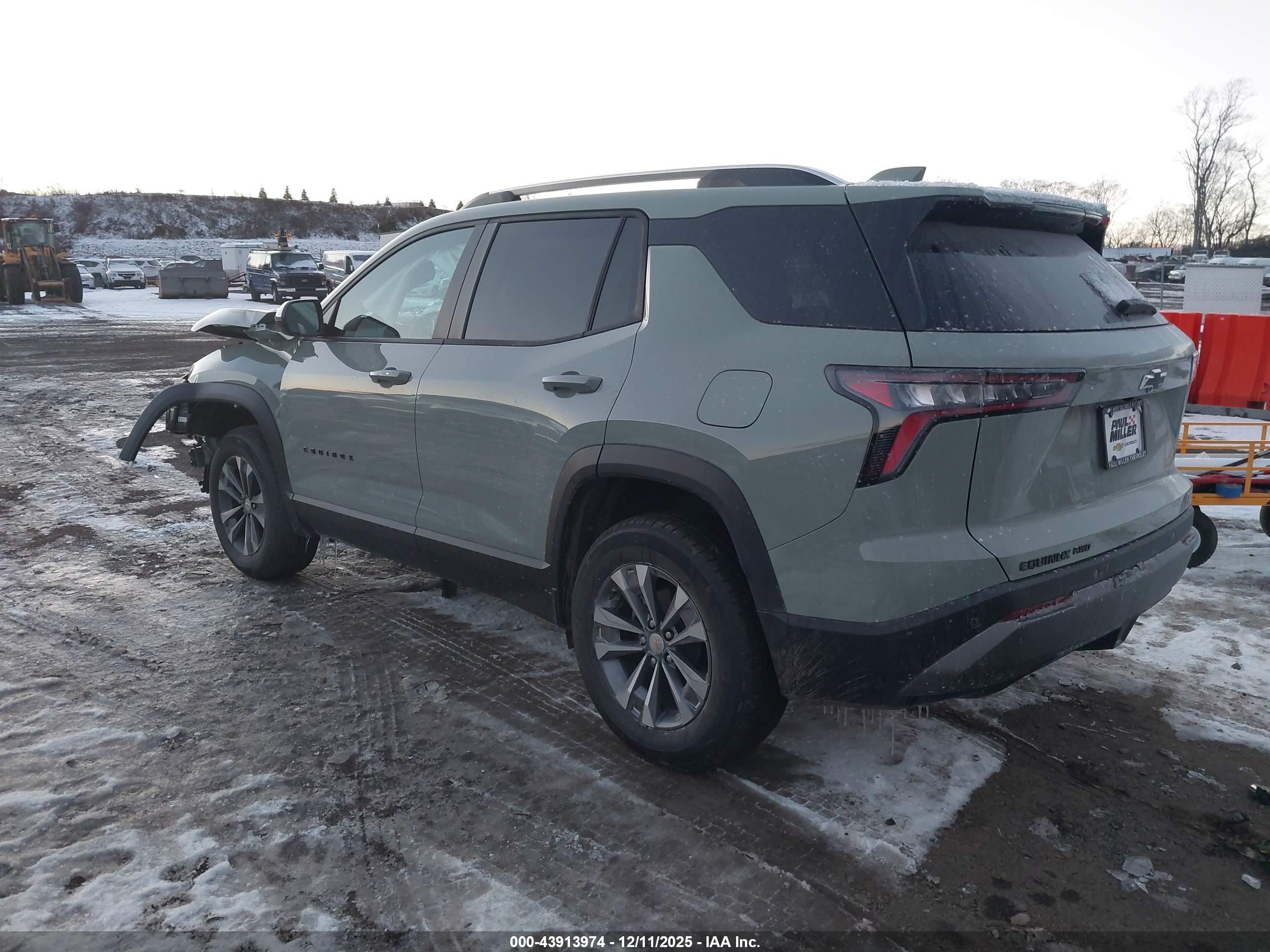CHEVROLET EQUINOX image 3