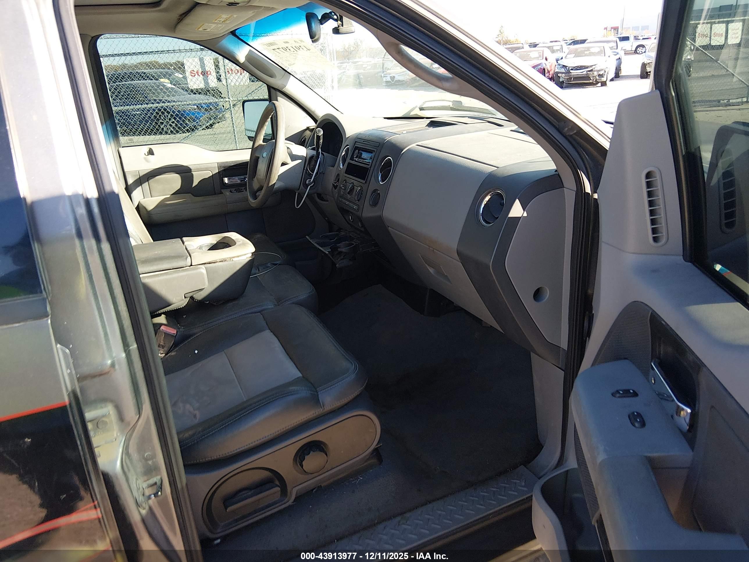 FORD F-150 image 5