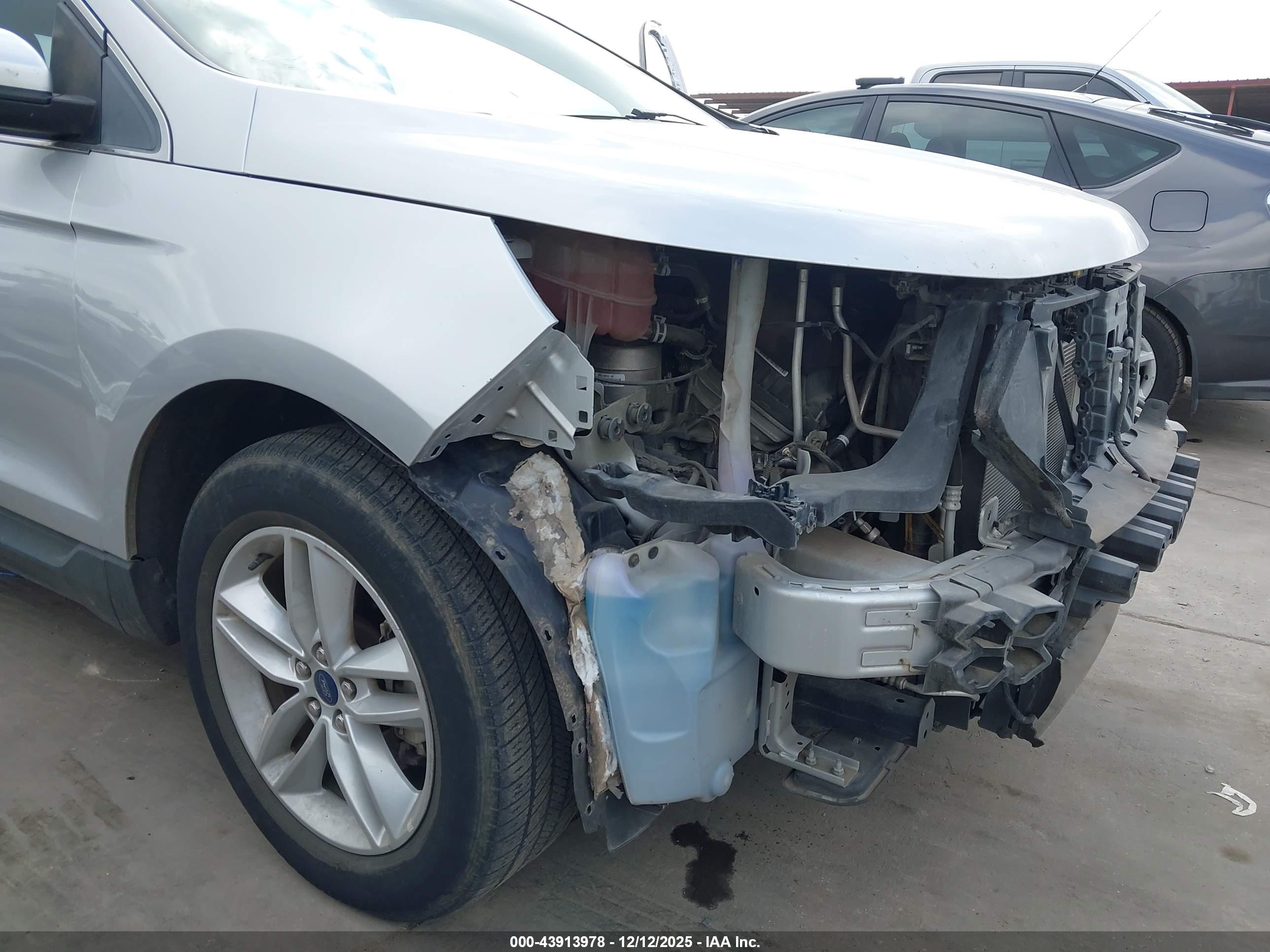 FORD EDGE image 6