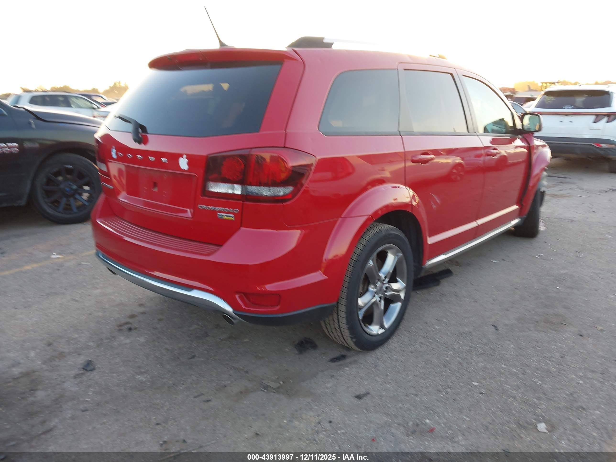 DODGE JOURNEY image 4