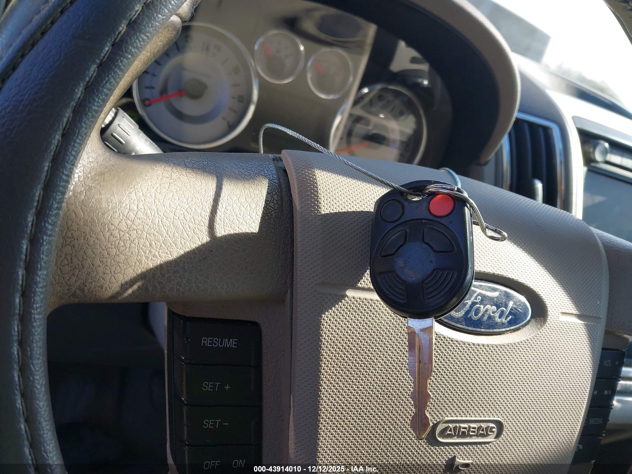 FORD EDGE image 11