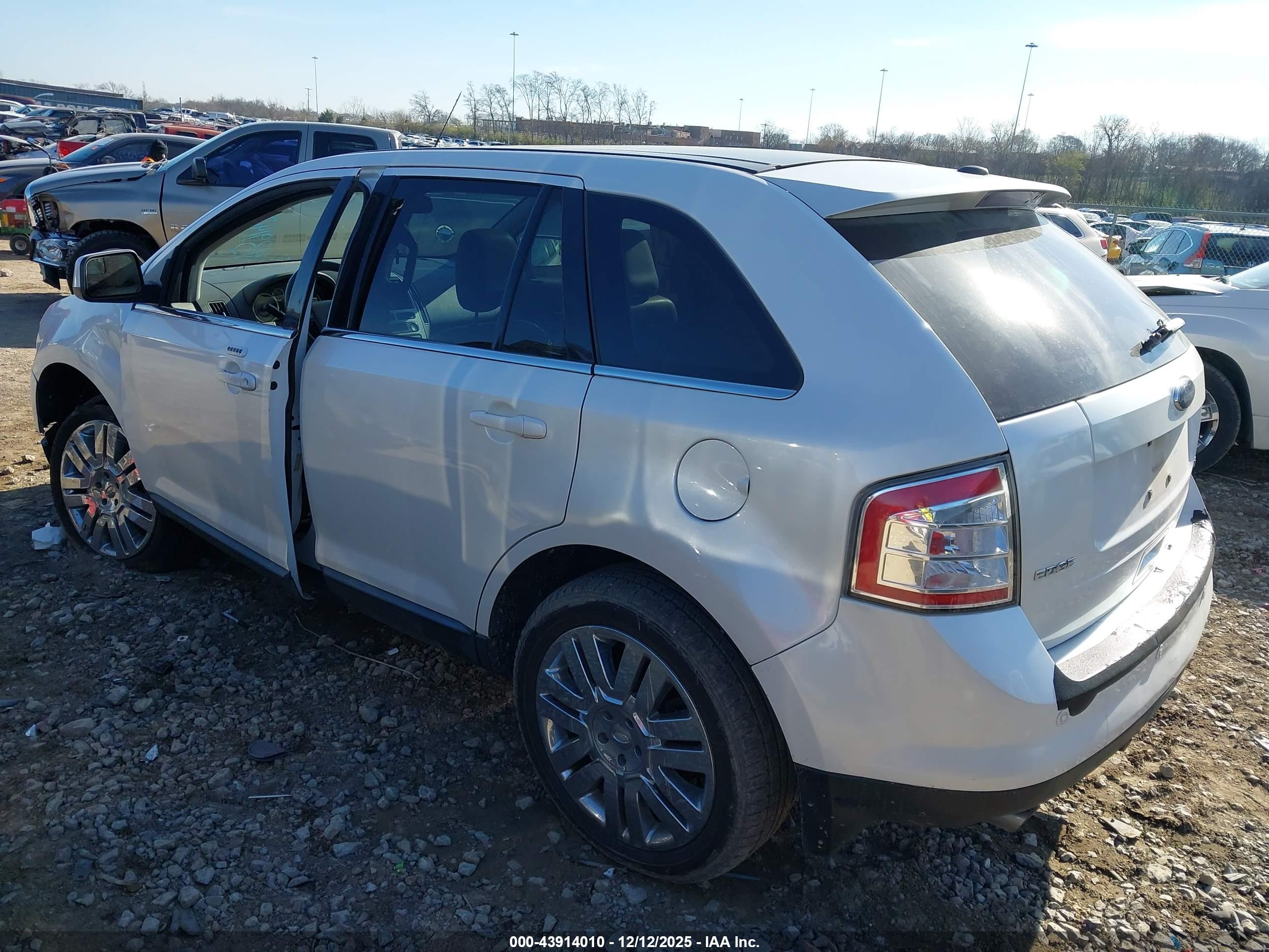 FORD EDGE image 3