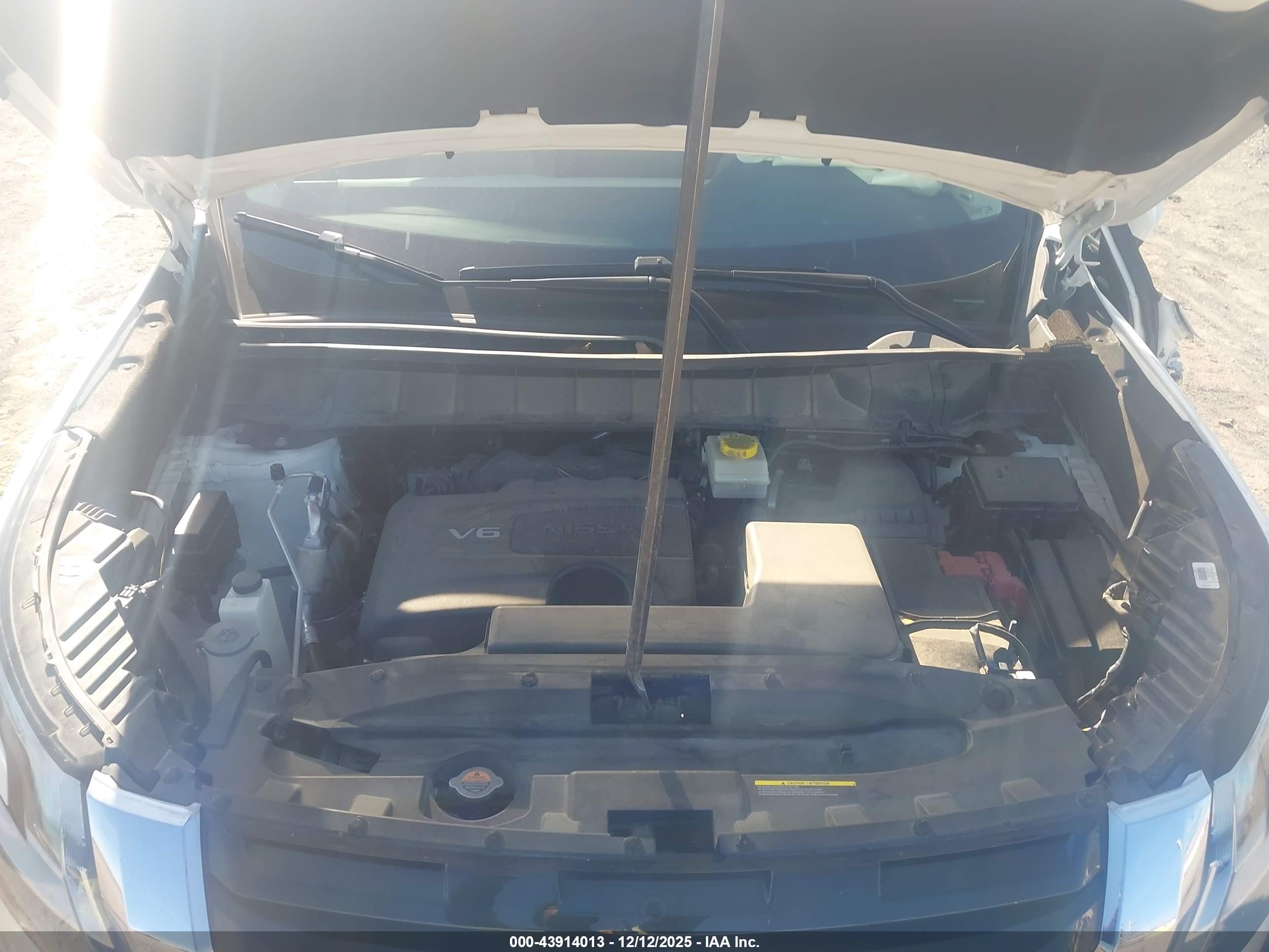 NISSAN PATHFINDER image 10