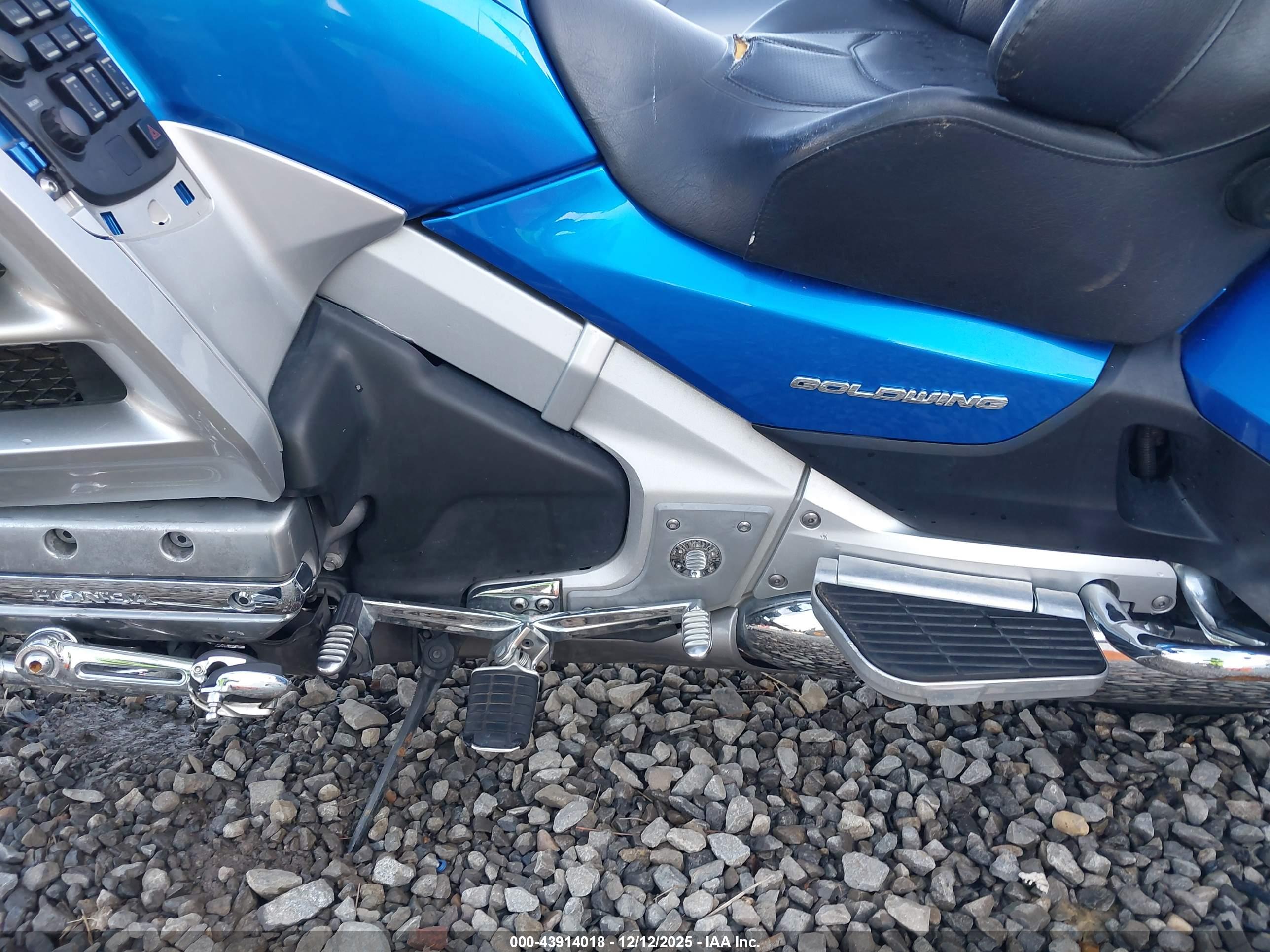 HONDA GL1800 image 9