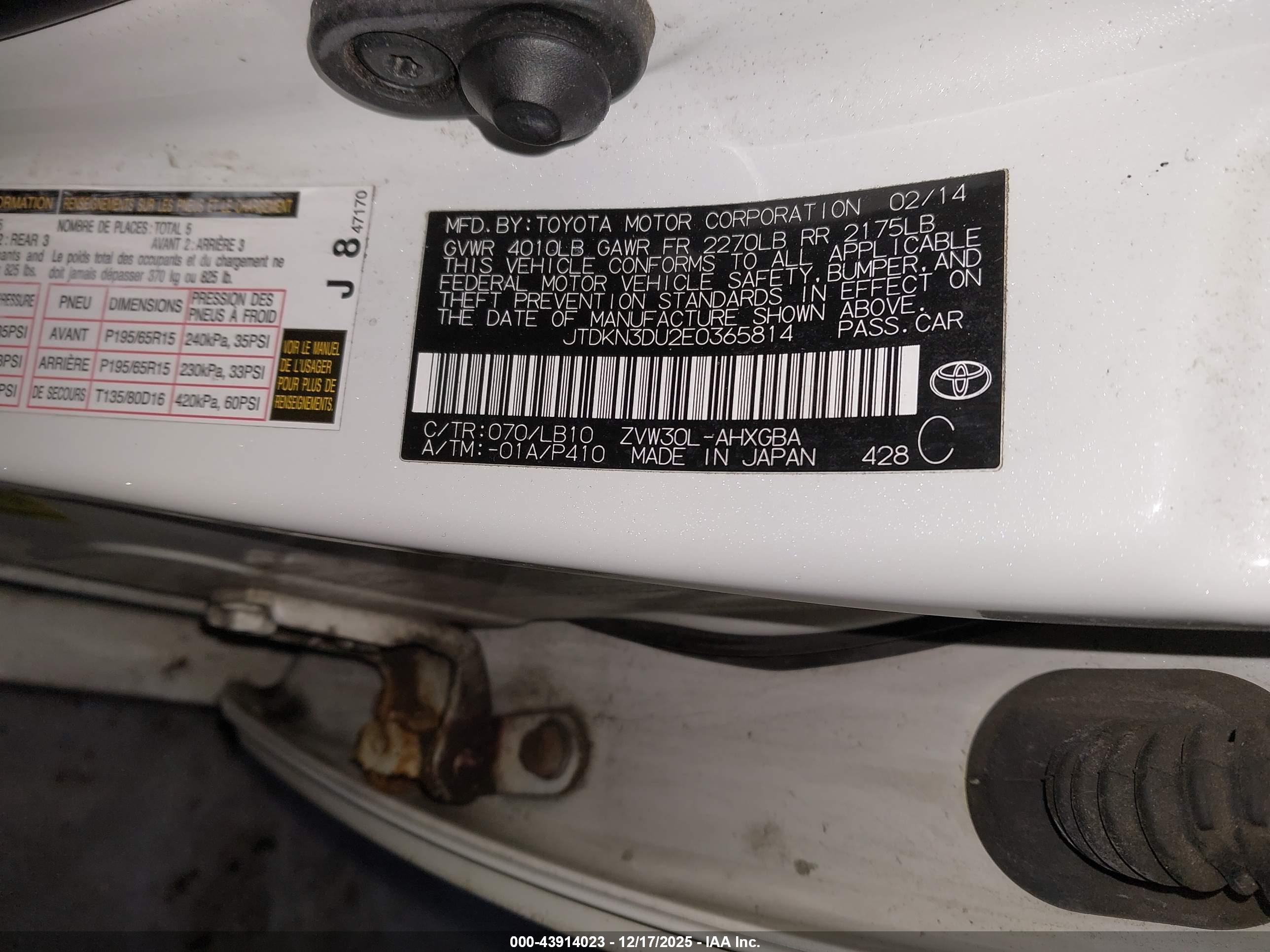 TOYOTA PRIUS image 9