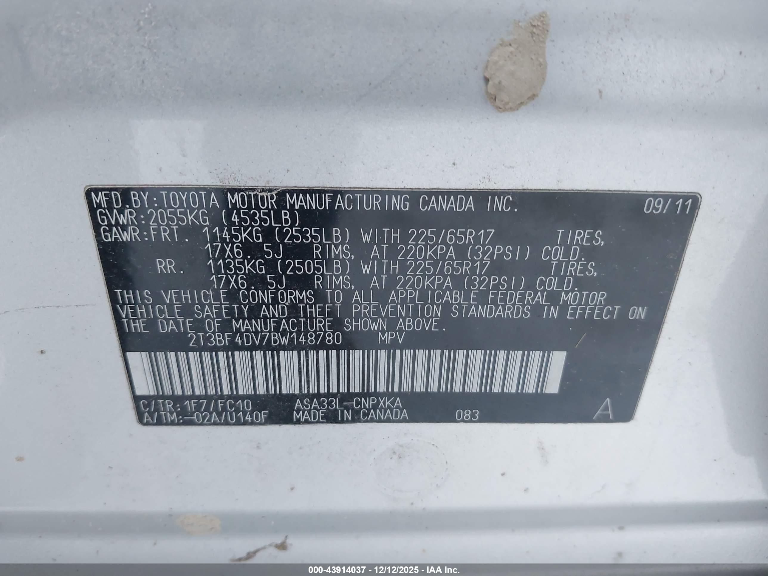 TOYOTA RAV4 image 9