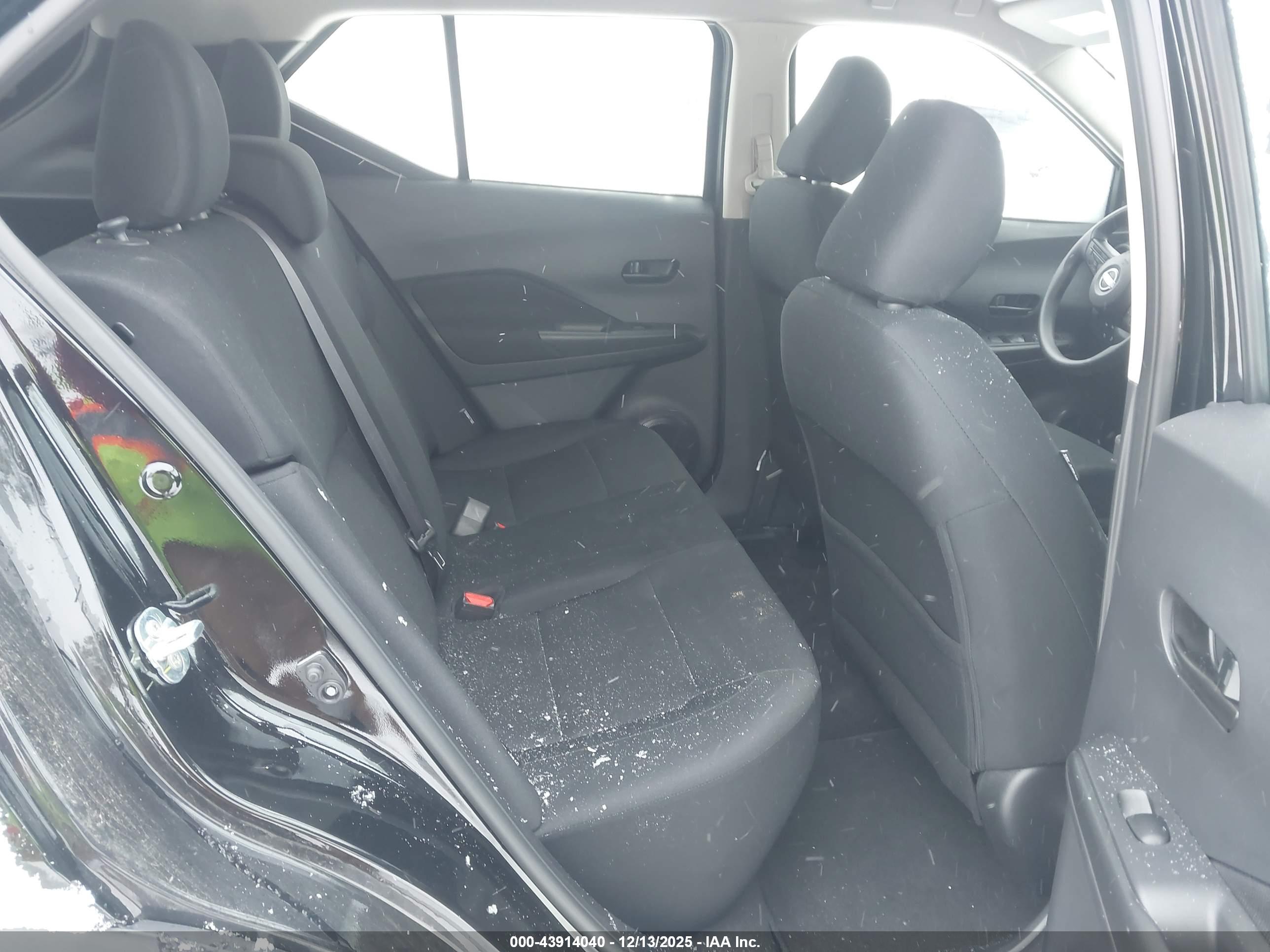 NISSAN KICKS image 8