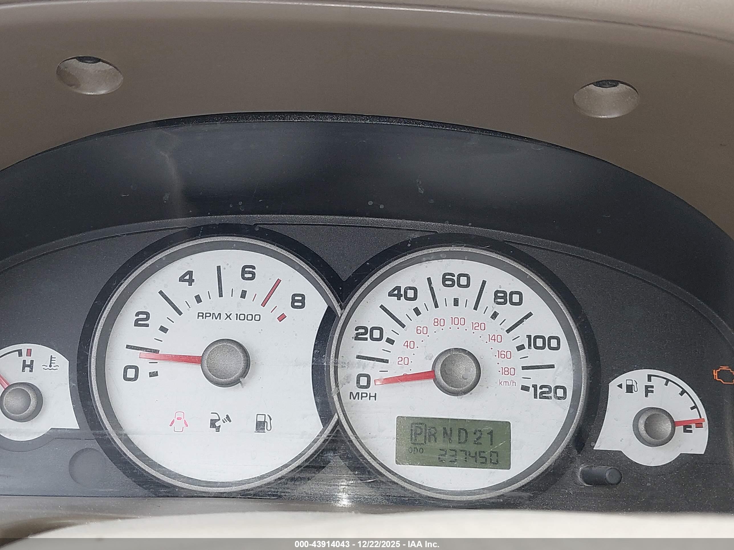FORD ESCAPE image 7