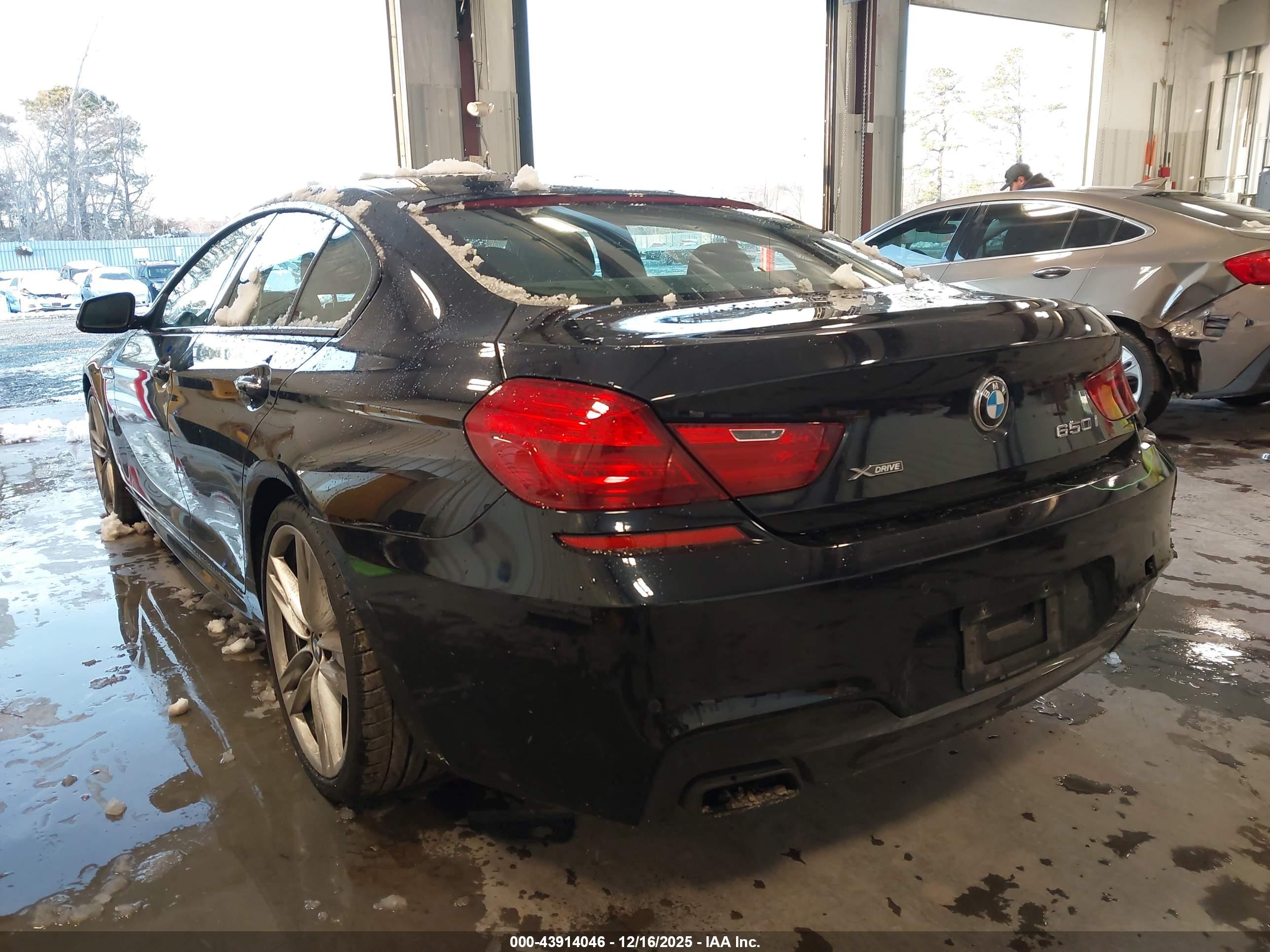 BMW 650I image 3