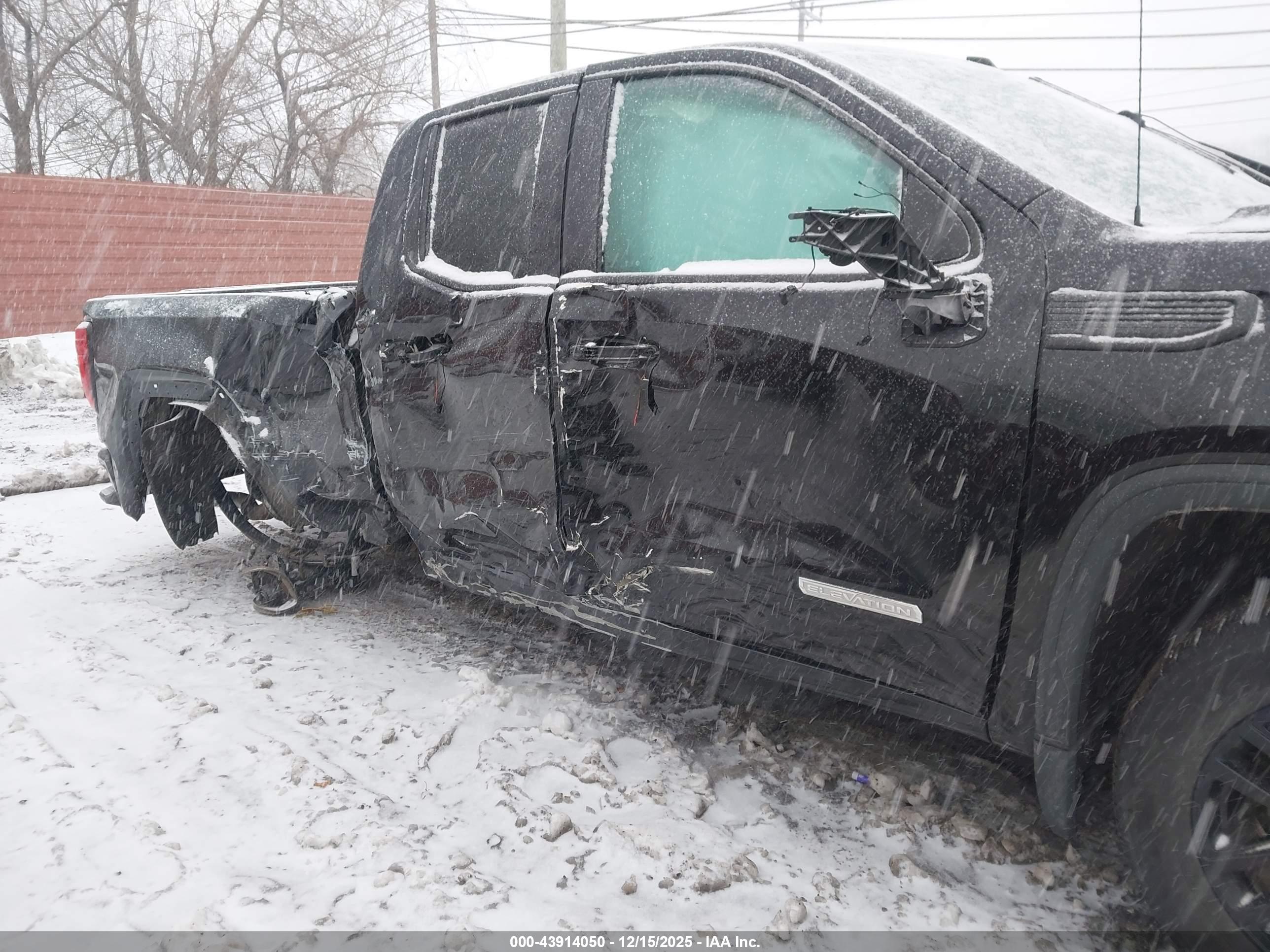 GMC SIERRA image 6