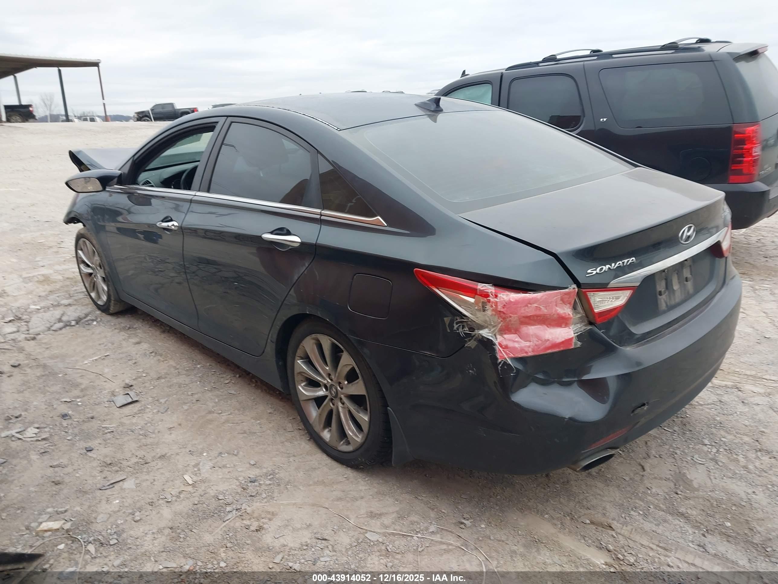 HYUNDAI SONATA image 3