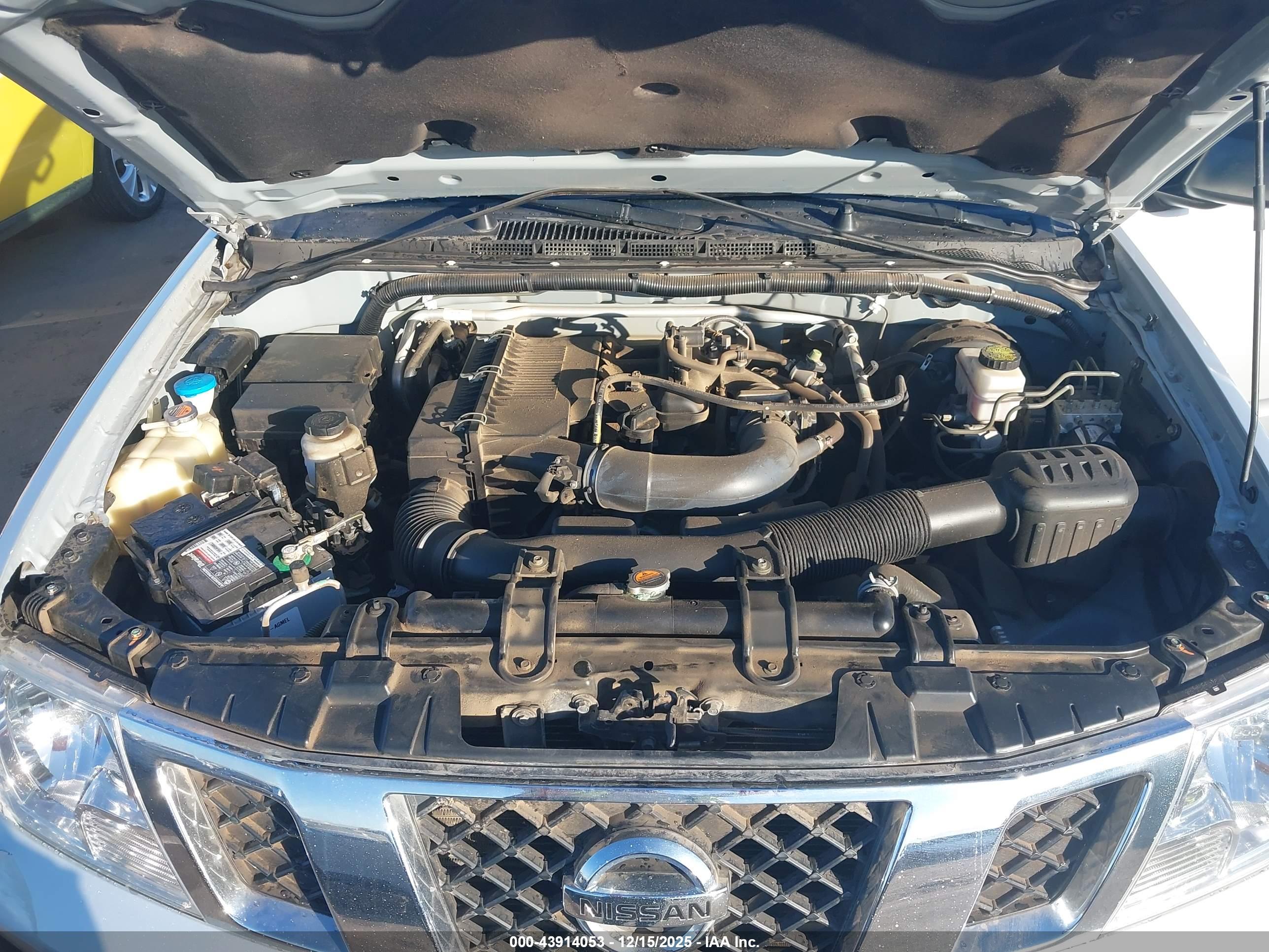 NISSAN FRONTIER image 10