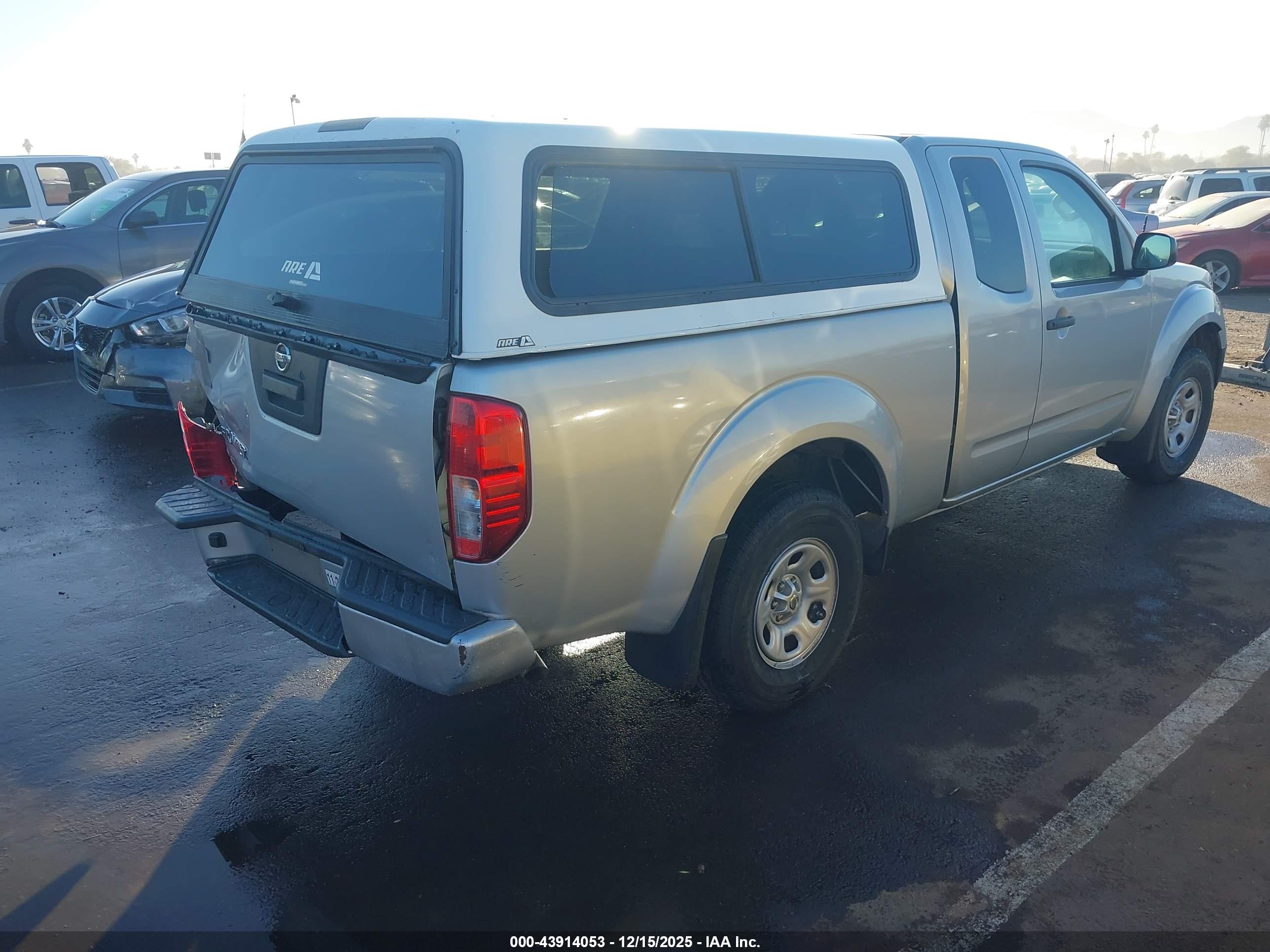 NISSAN FRONTIER image 4