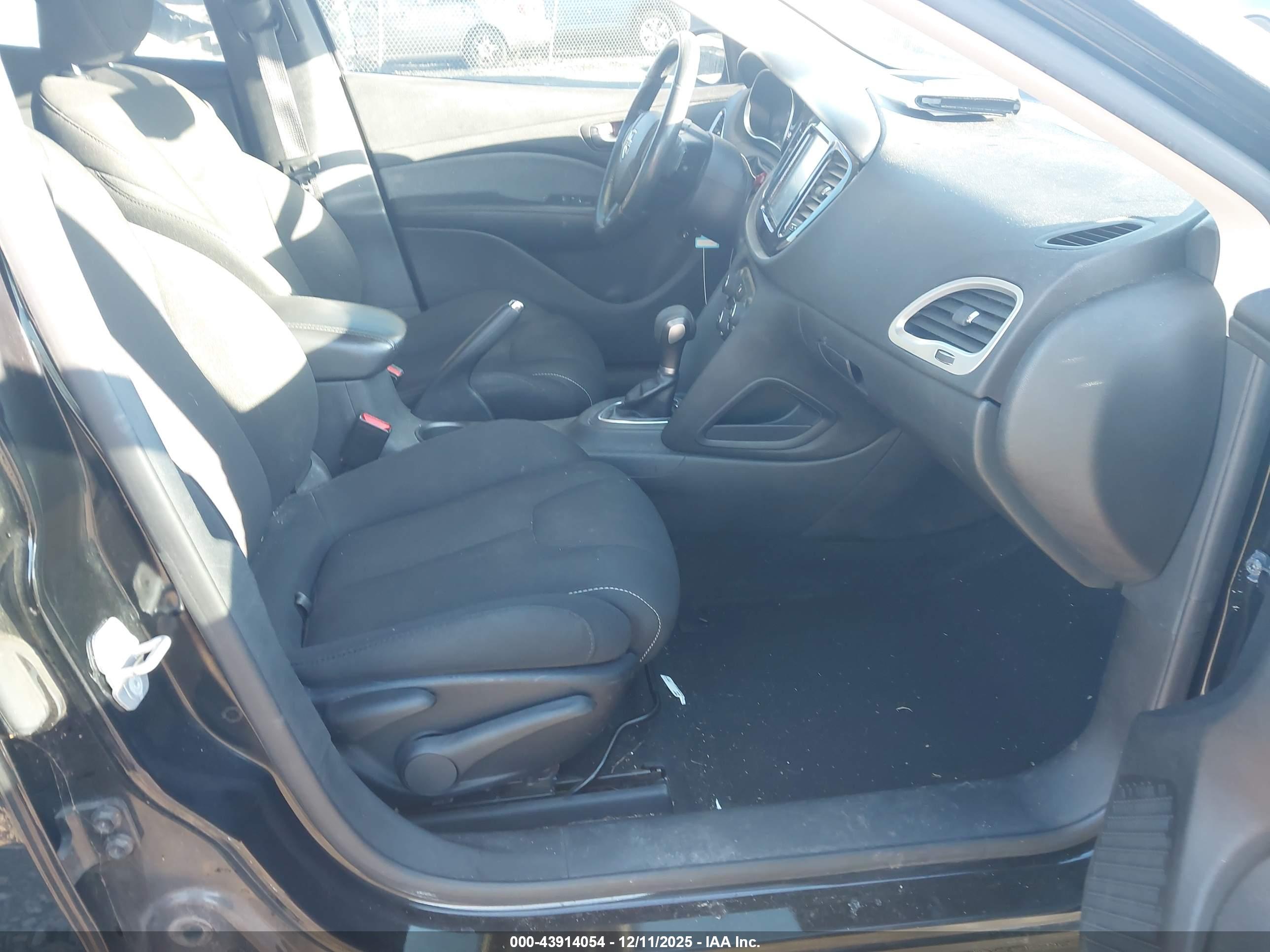 DODGE DART image 5
