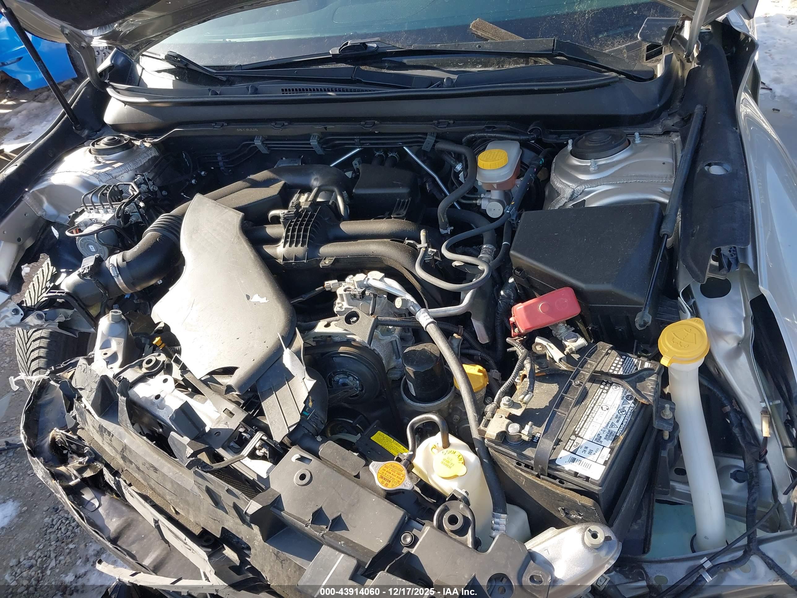 SUBARU OUTBACK image 10