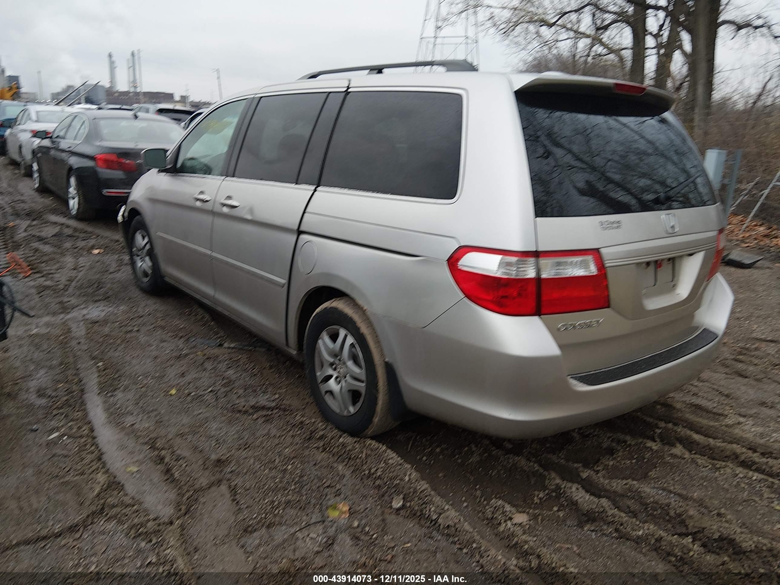 HONDA ODYSSEY image 3