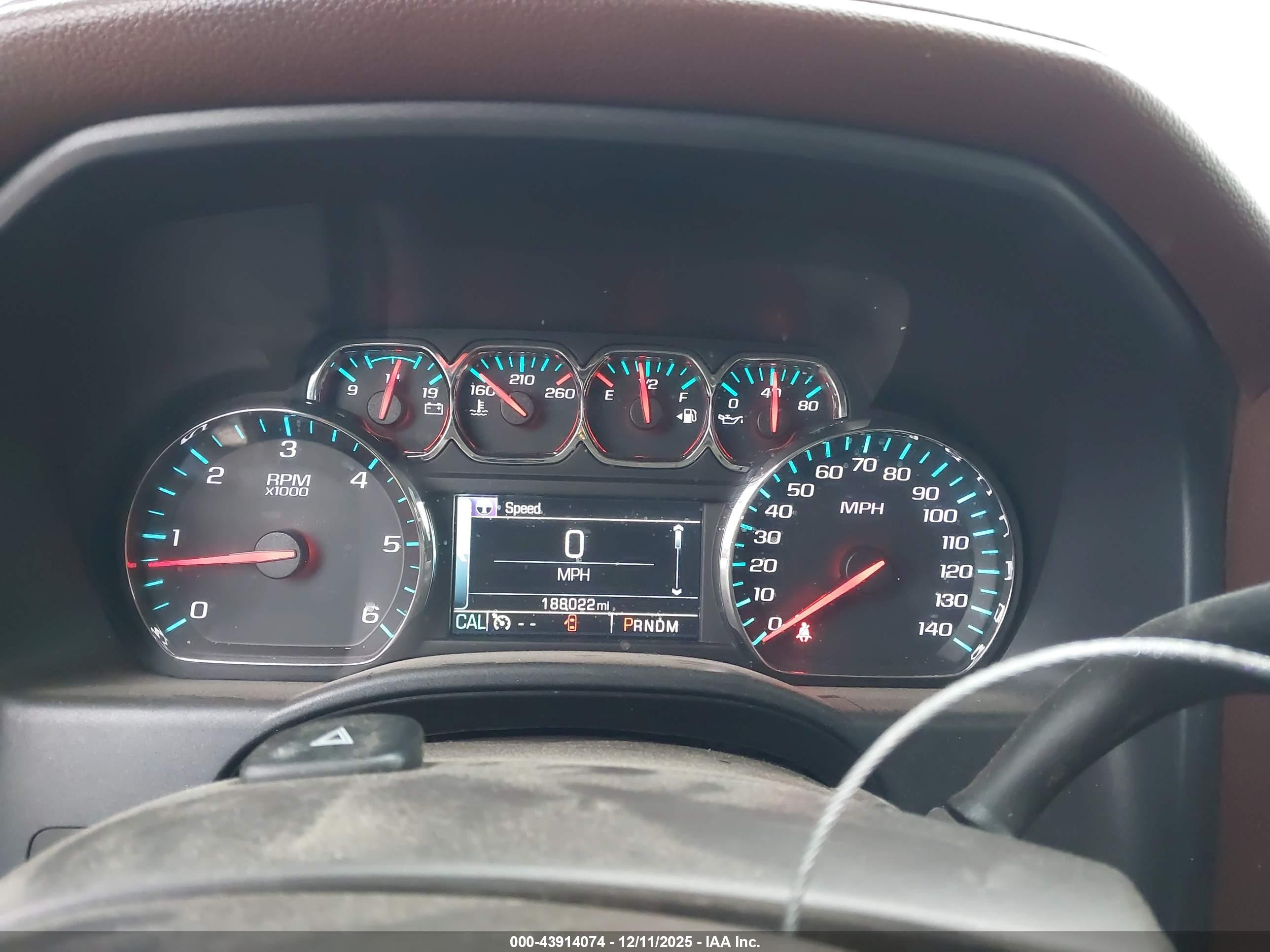 CHEVROLET SILVERADO image 7