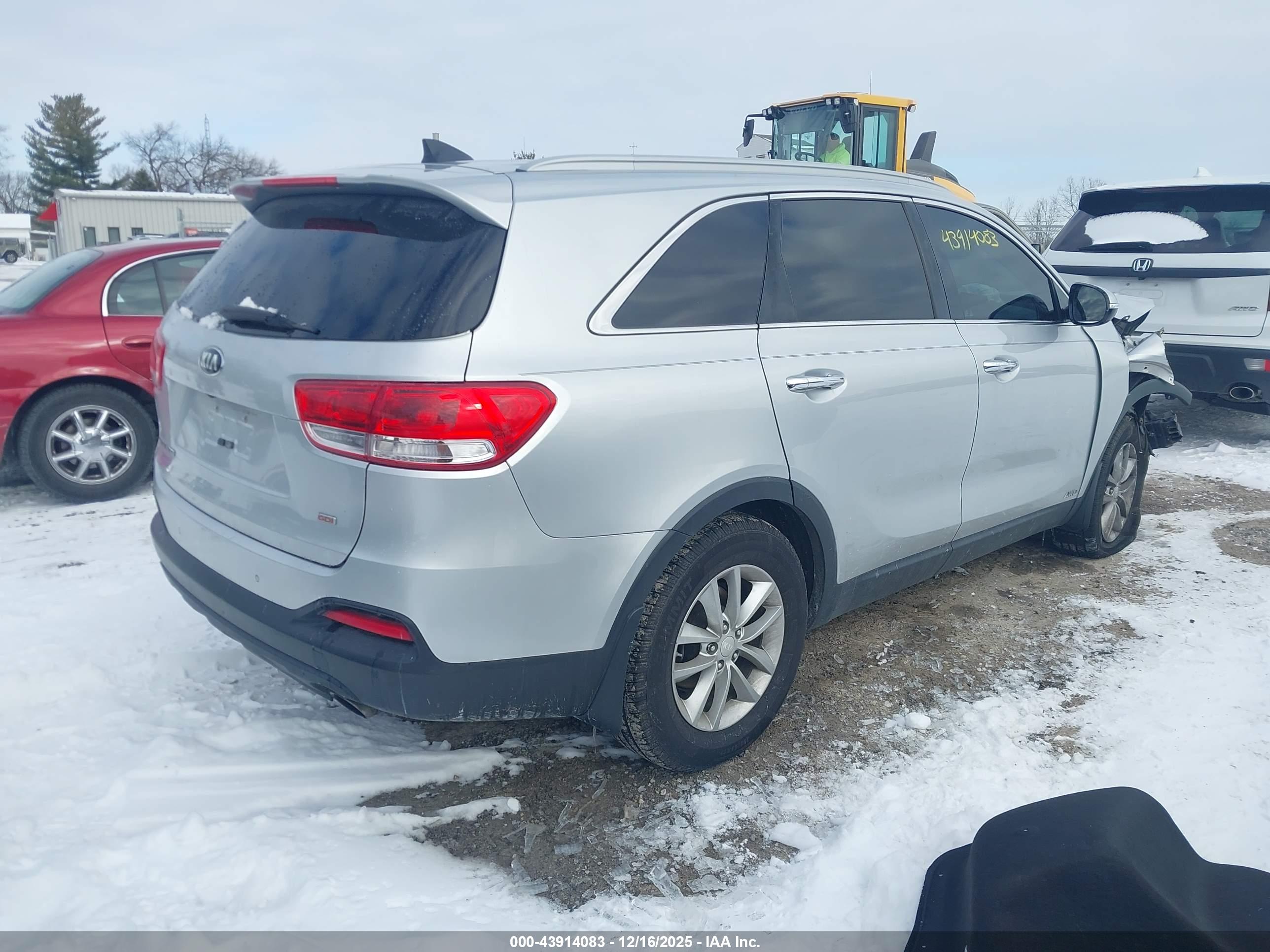 KIA SORENTO image 4