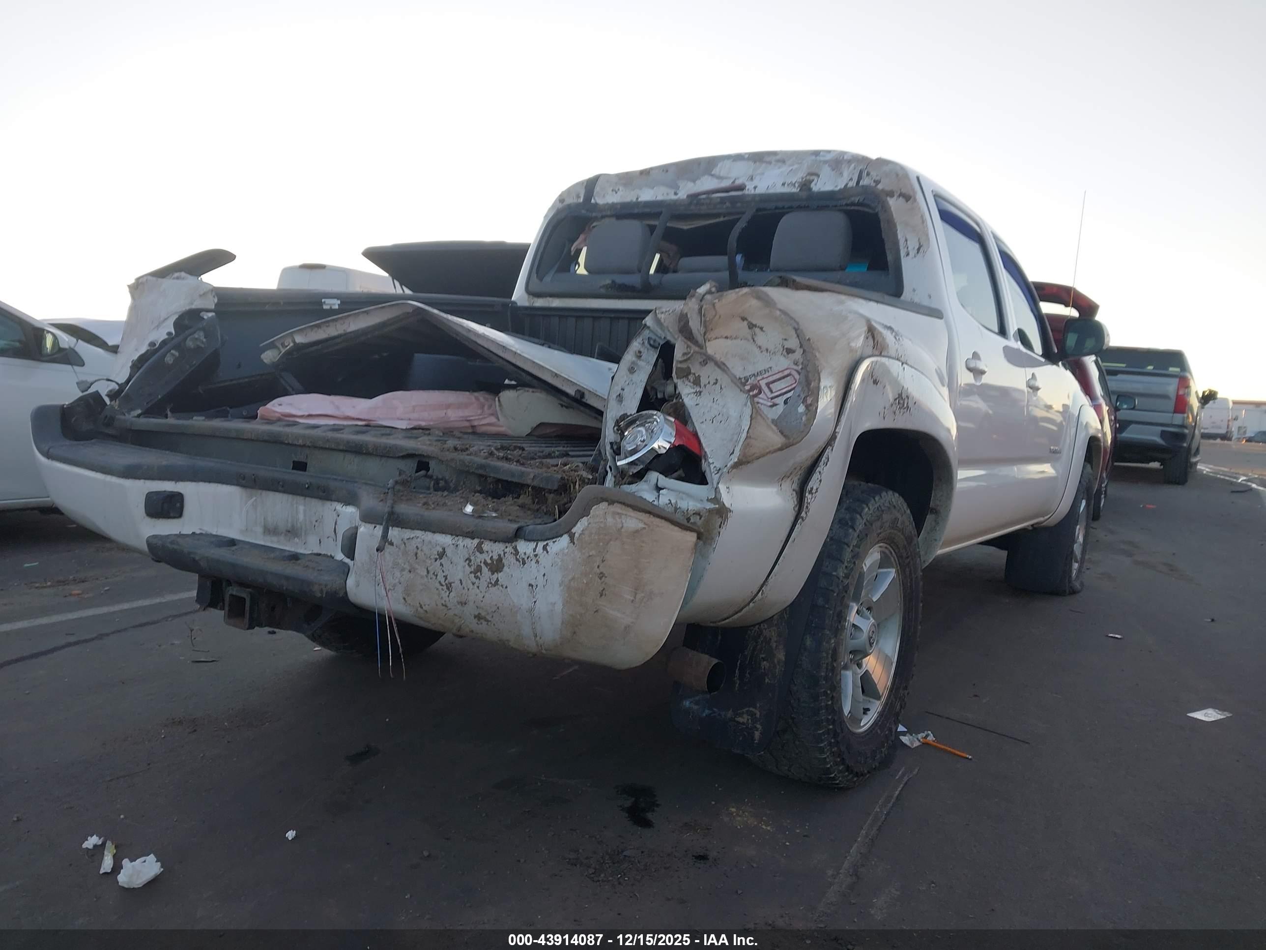 TOYOTA TACOMA image 4