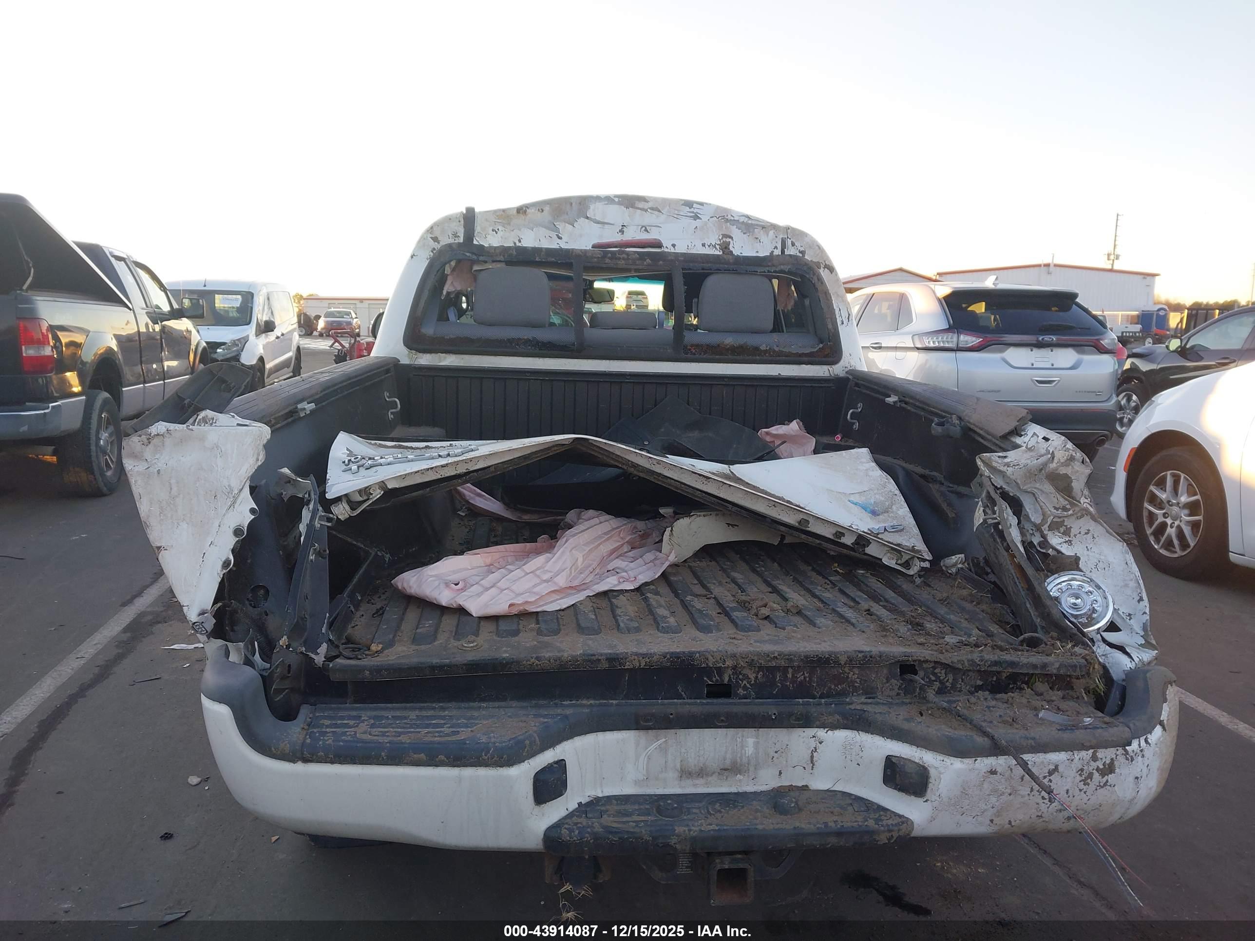 TOYOTA TACOMA image 6