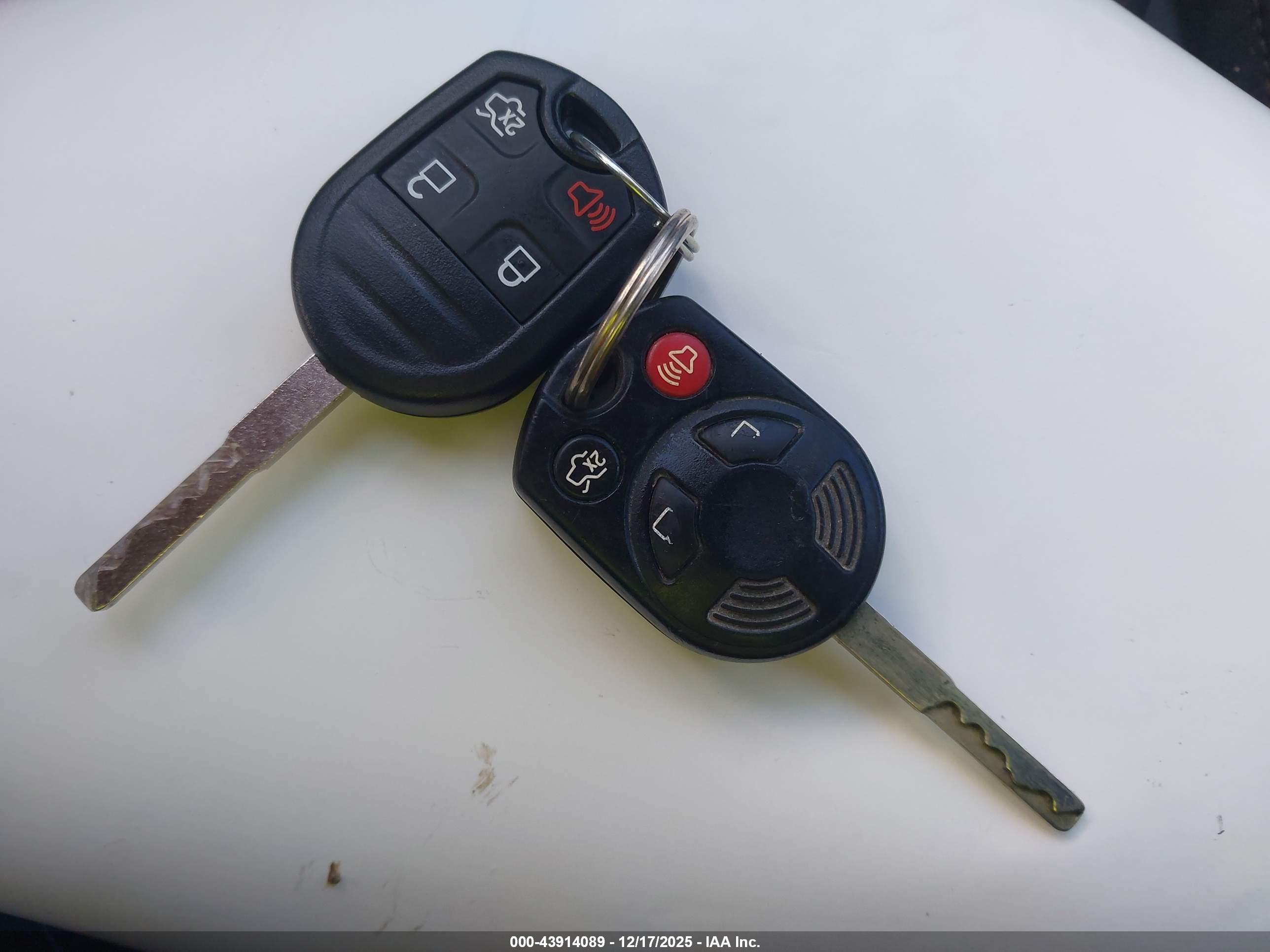 FORD FOCUS image 11