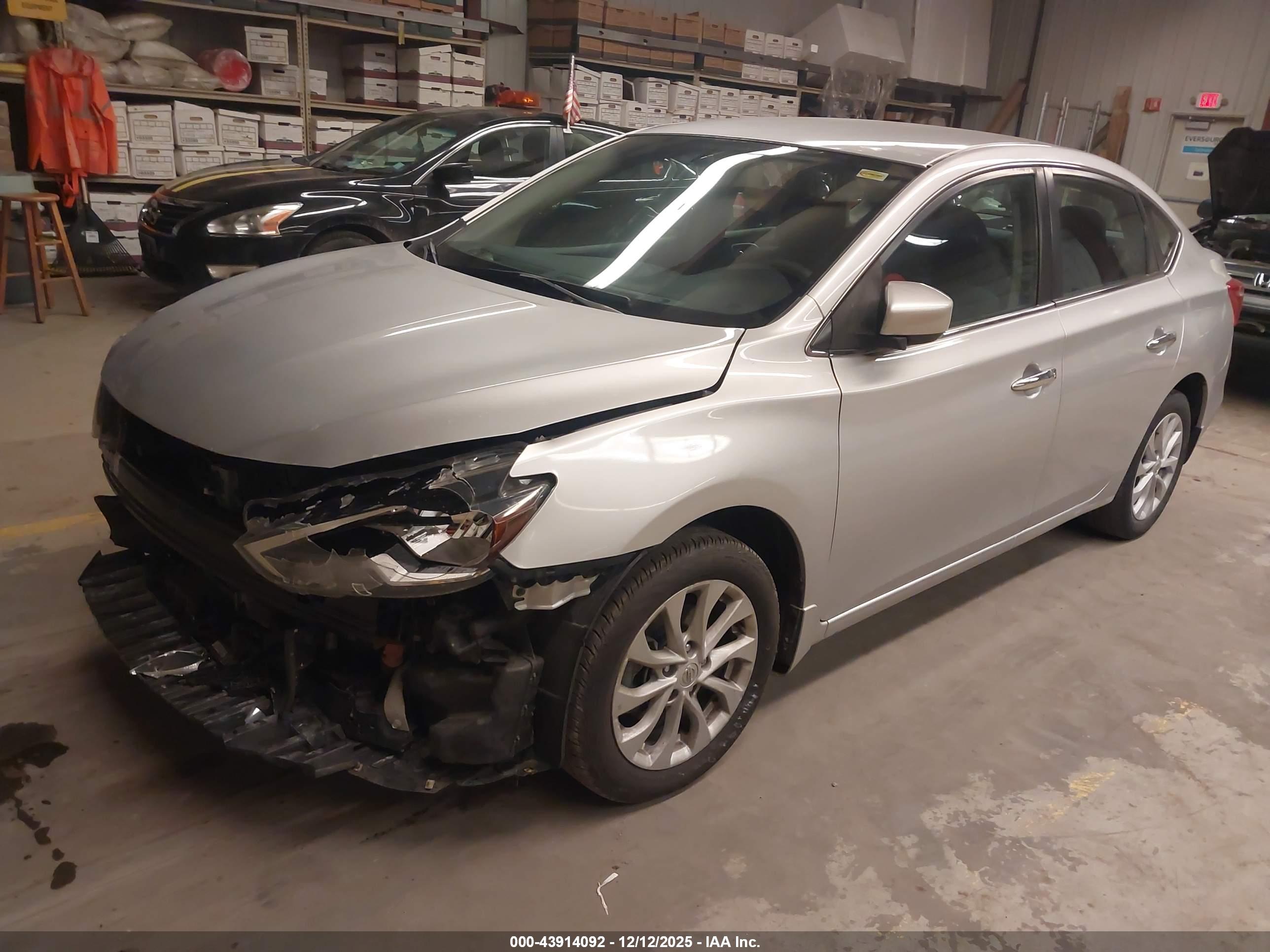 NISSAN SENTRA image 2