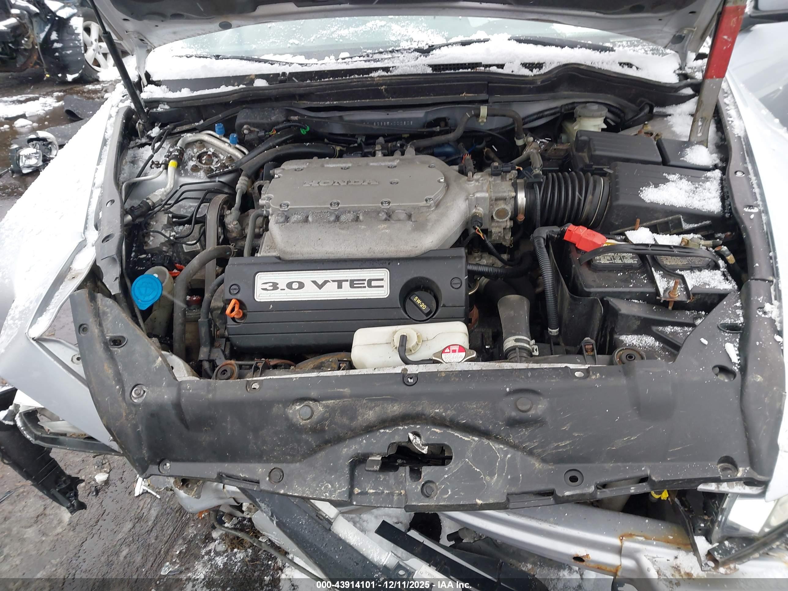 HONDA ACCORD image 10