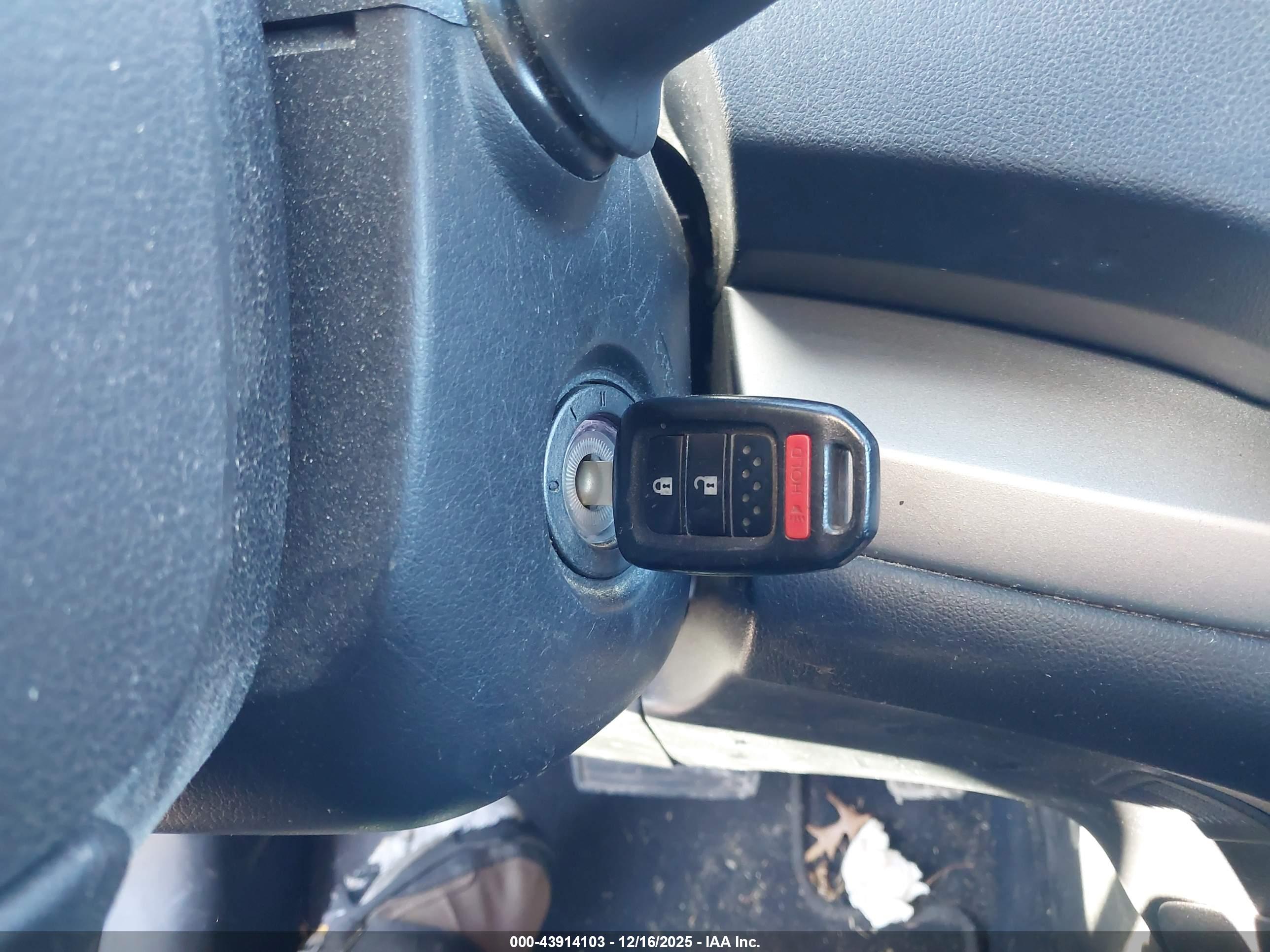 HONDA CR-V image 11
