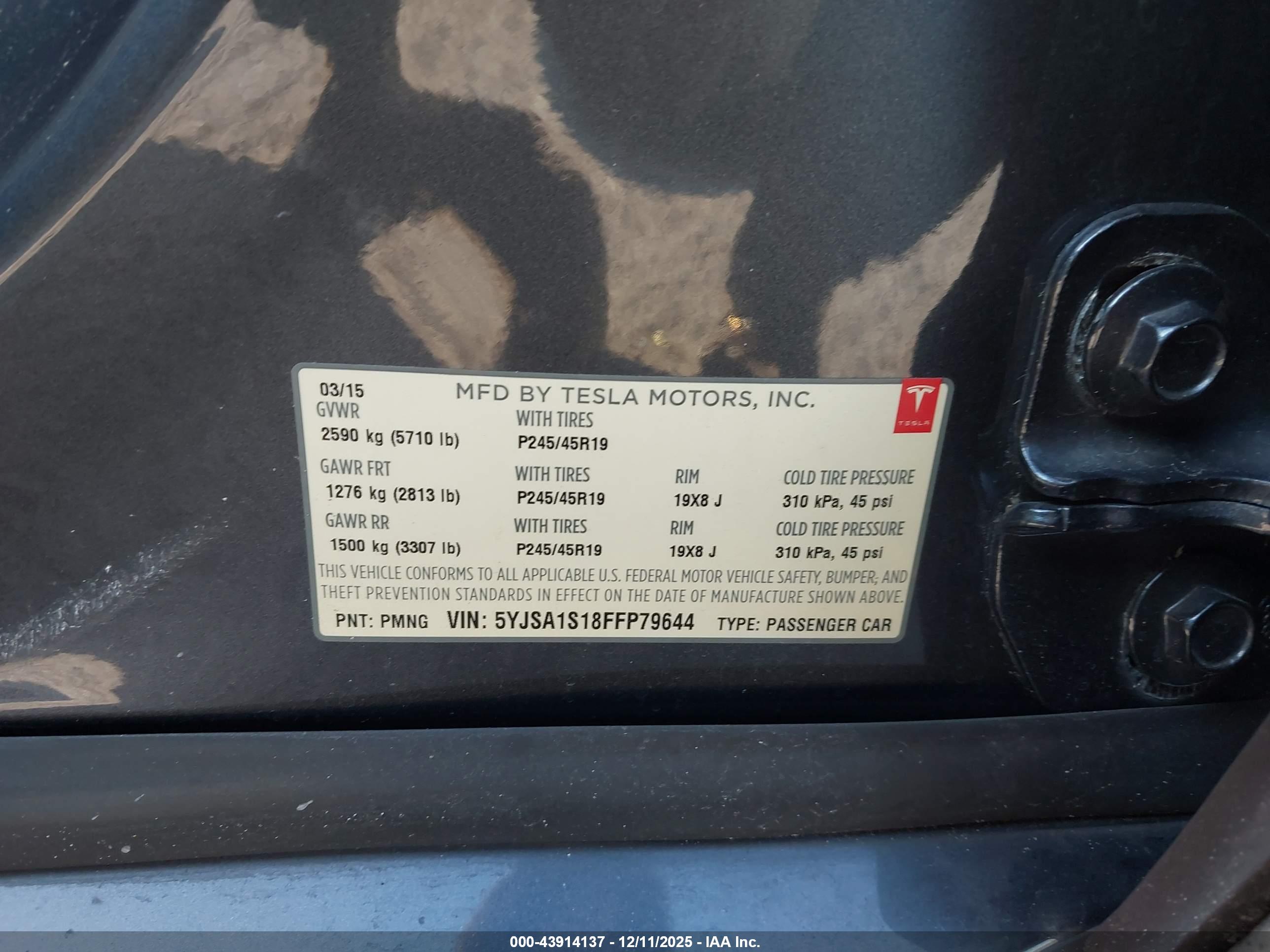 TESLA MODEL image 9