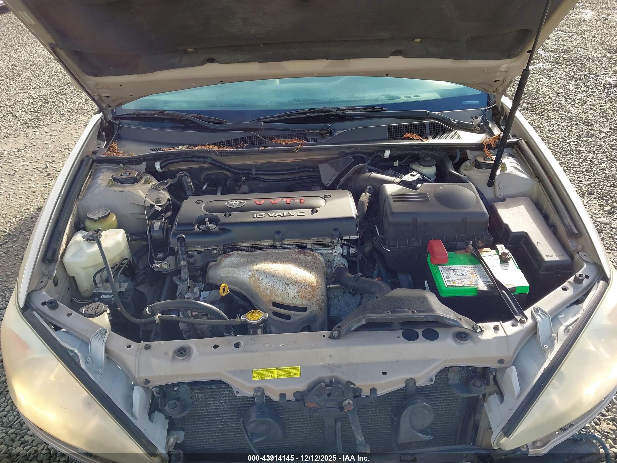 TOYOTA CAMRY image 10