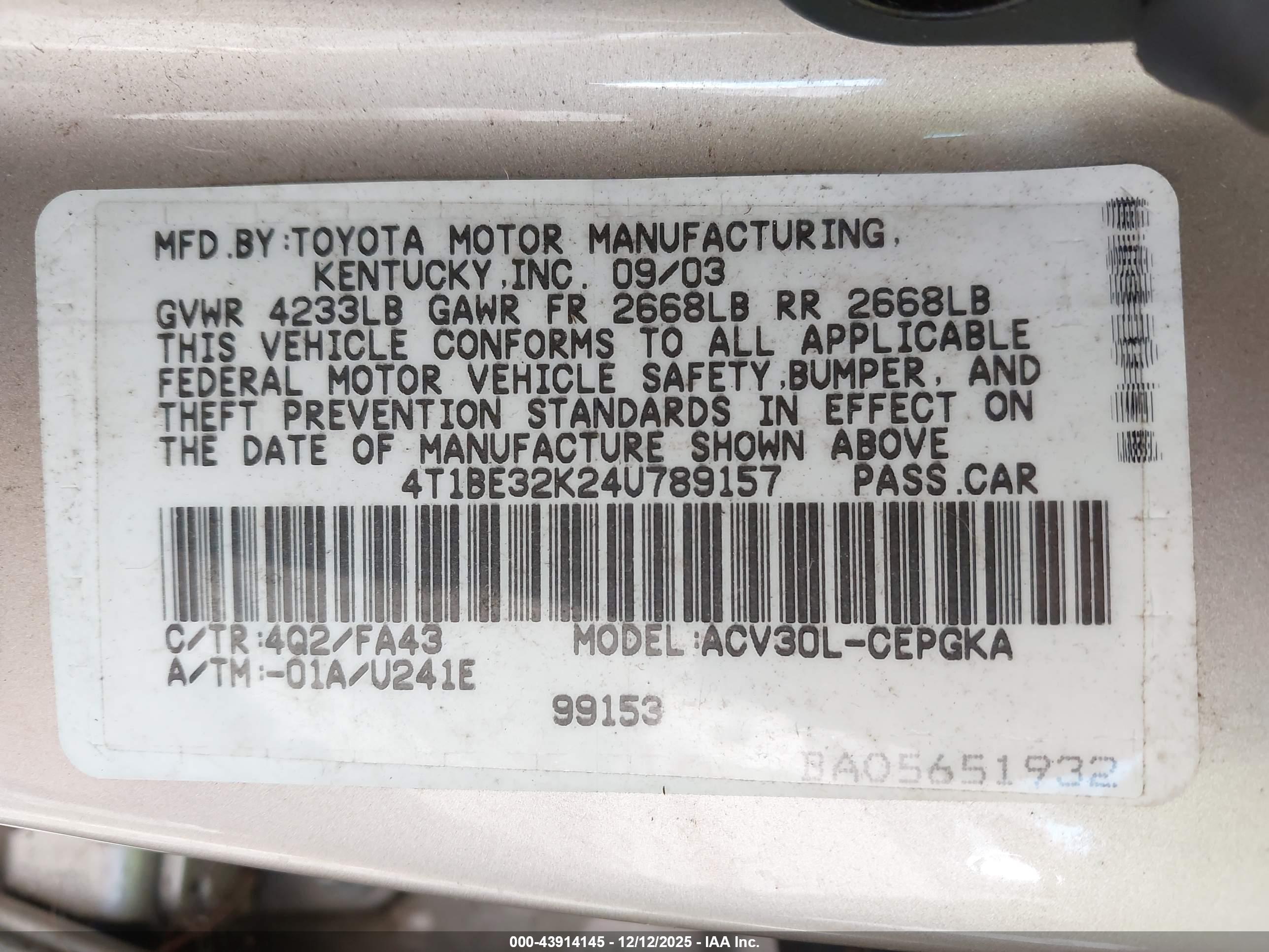 TOYOTA CAMRY image 9