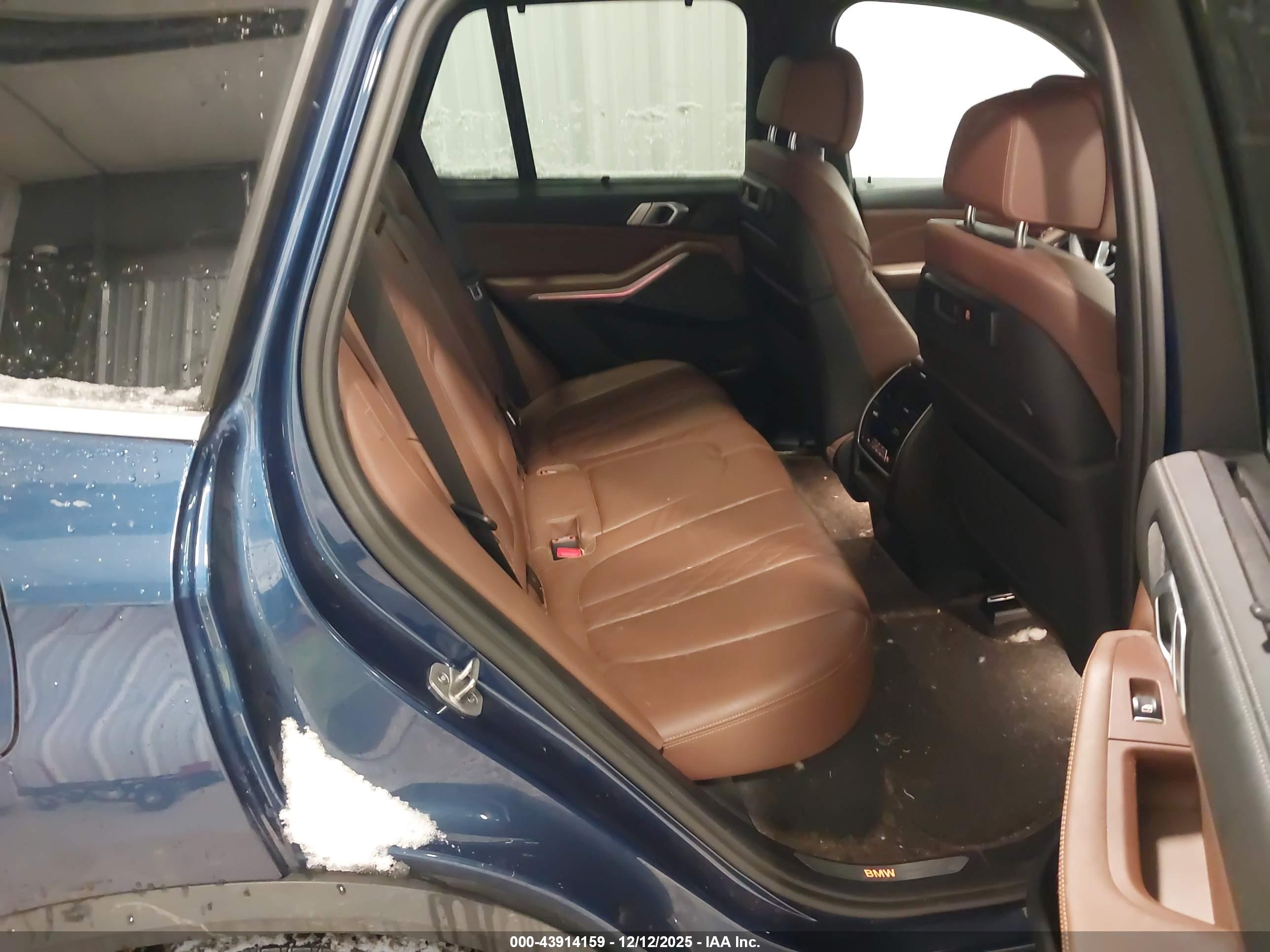 BMW X5 image 8