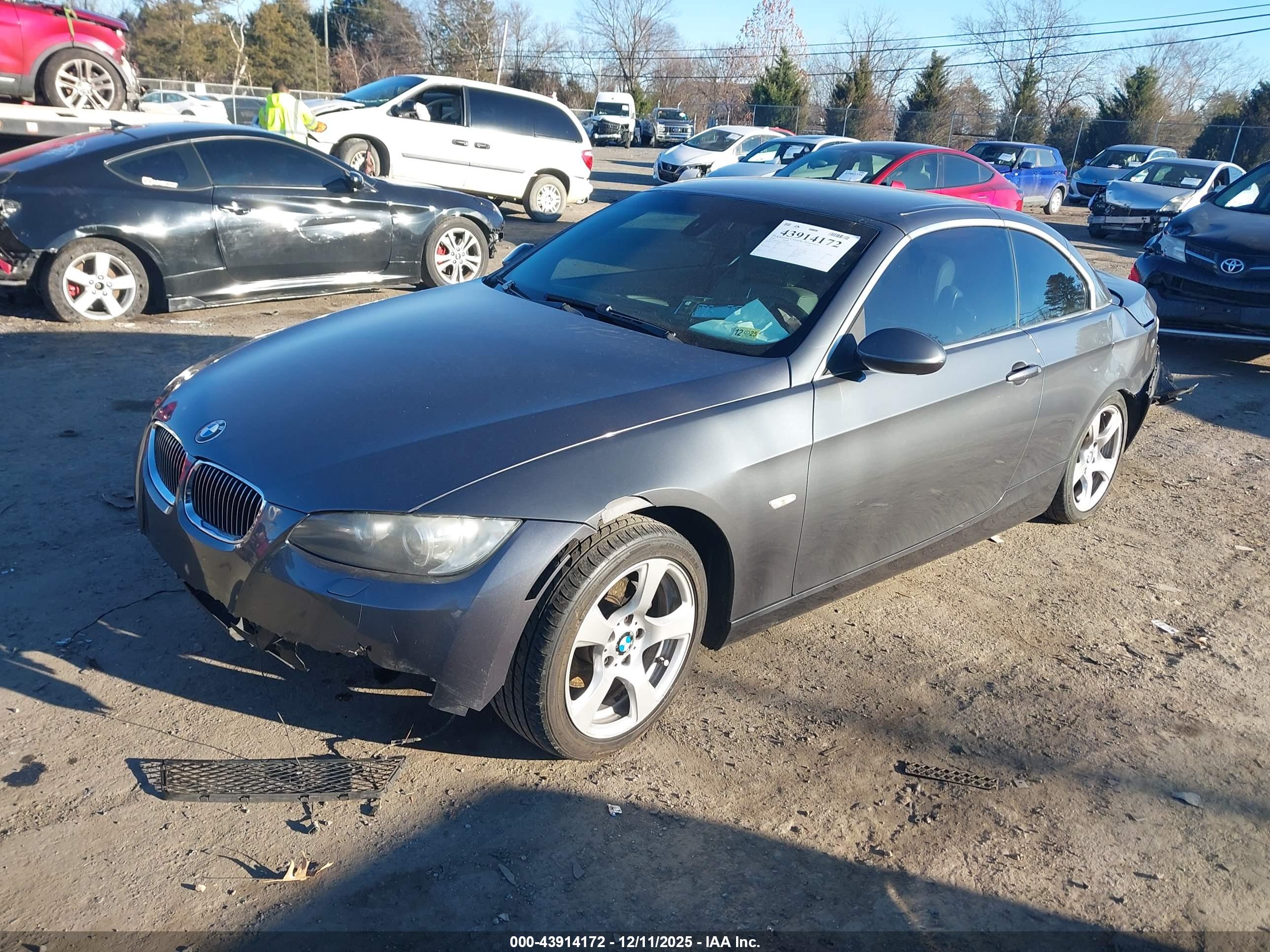 BMW 328I image 2