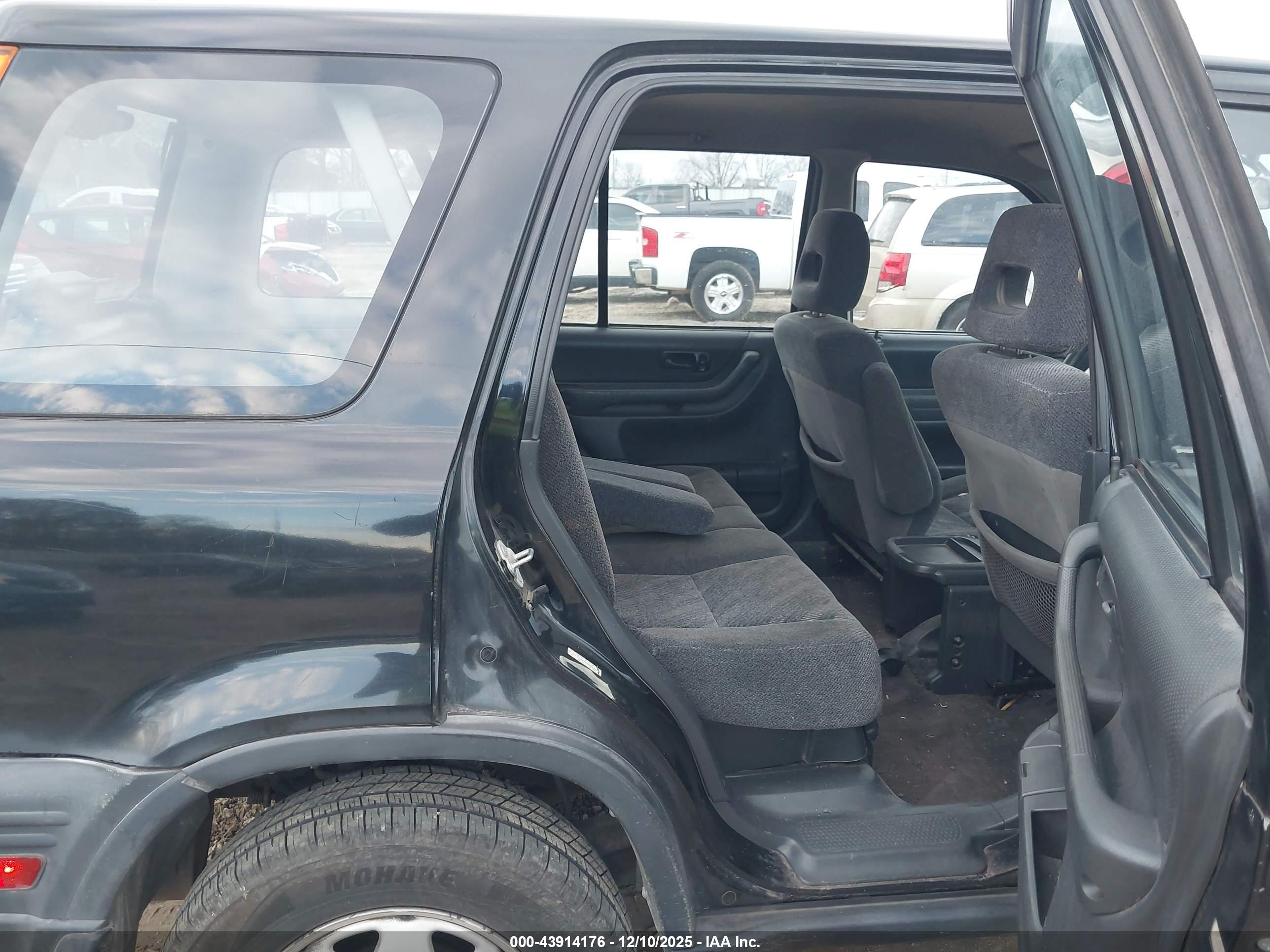 HONDA CR-V image 8
