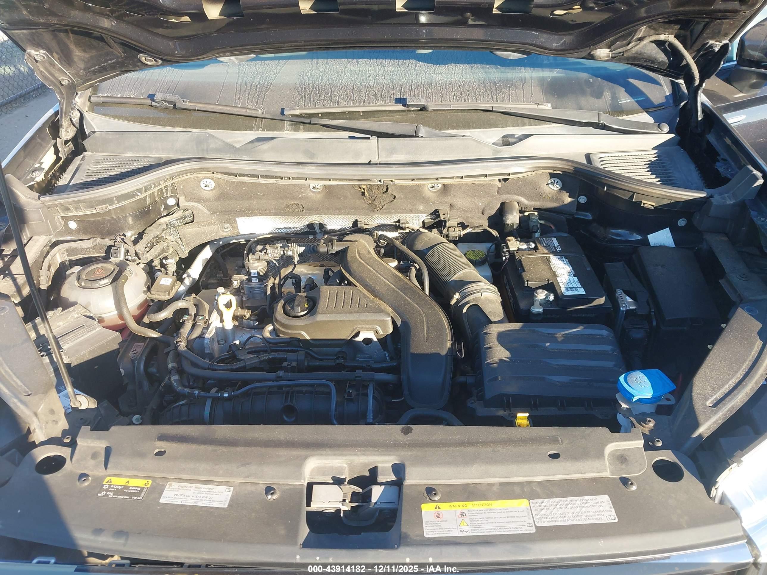 VOLKSWAGEN TAOS image 10