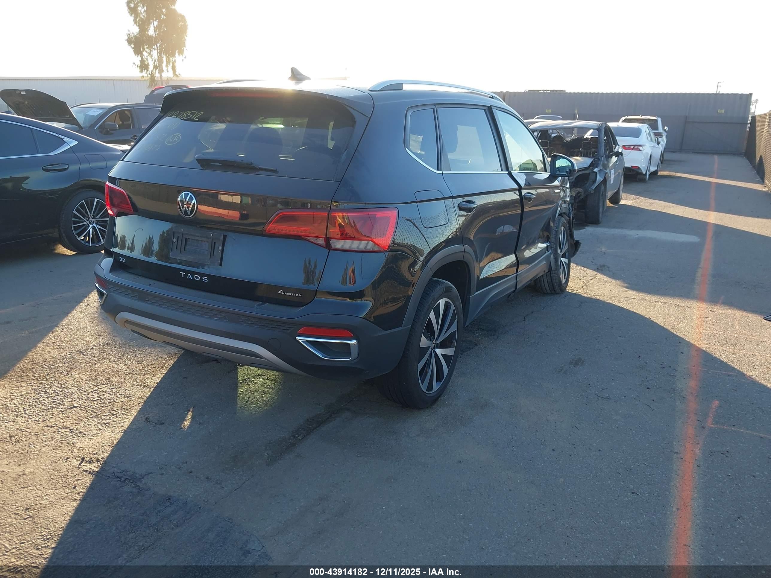 VOLKSWAGEN TAOS image 4