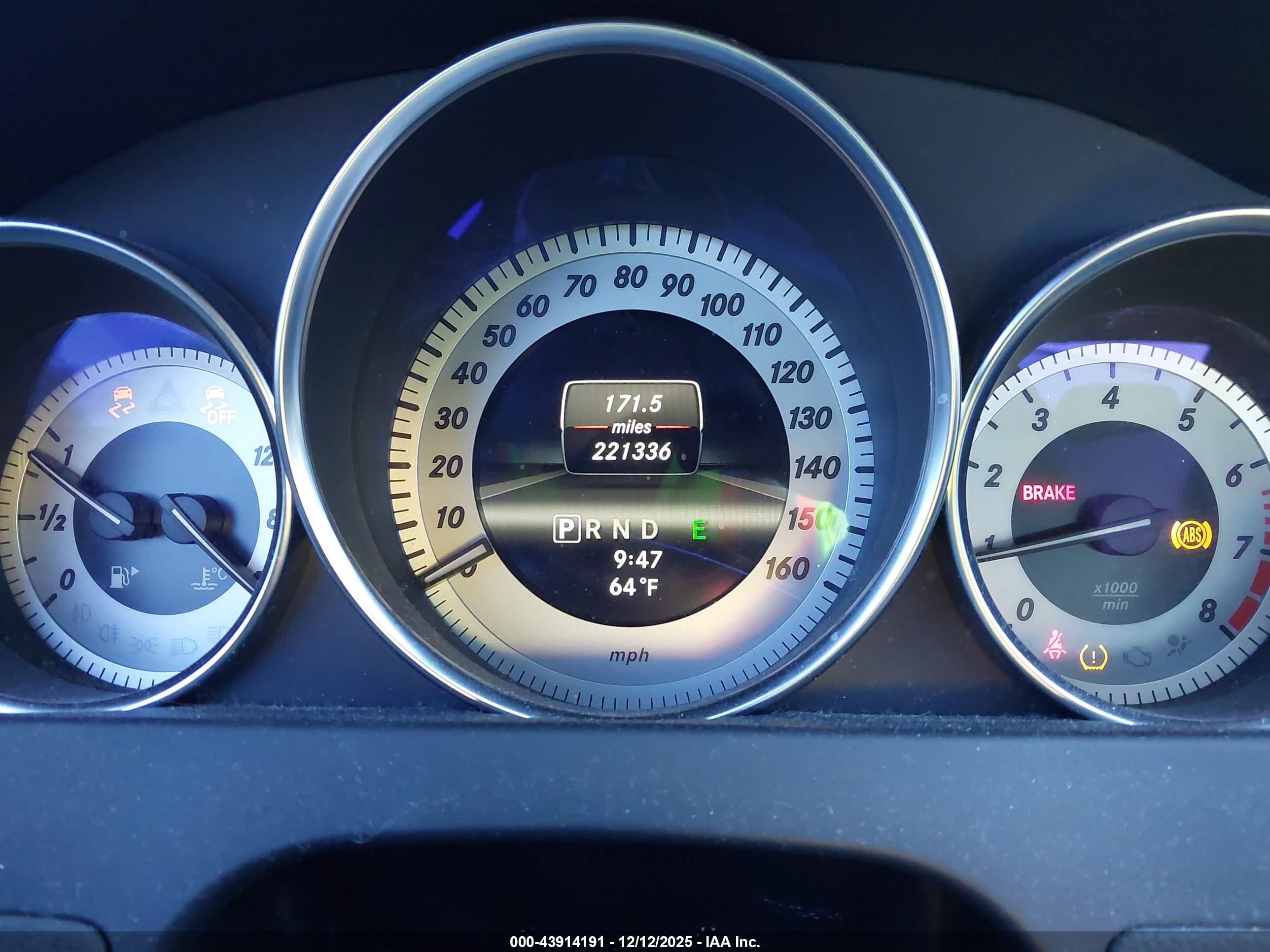MERCEDES-BENZ C image 7