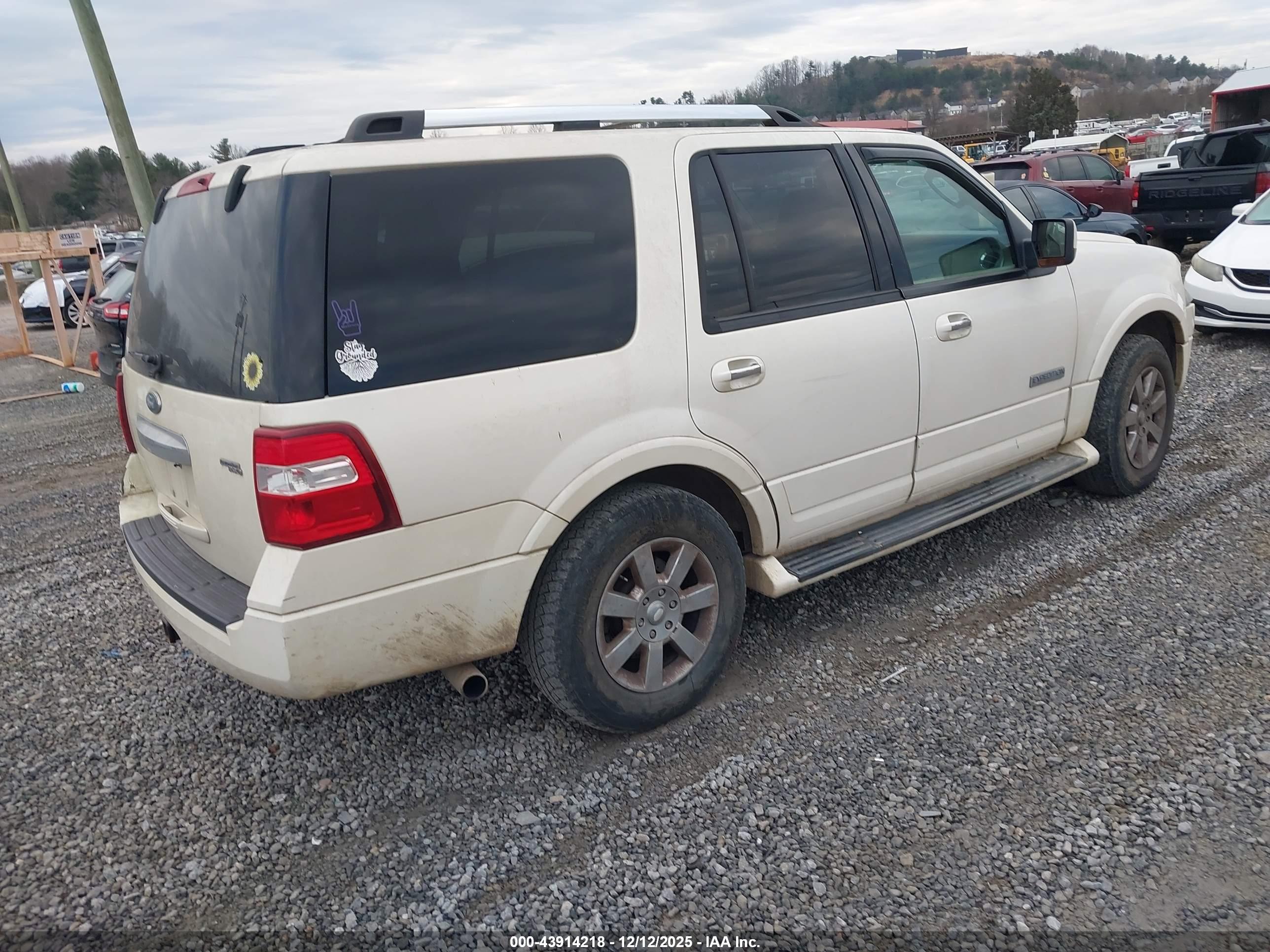 FORD EXPEDITION image 4