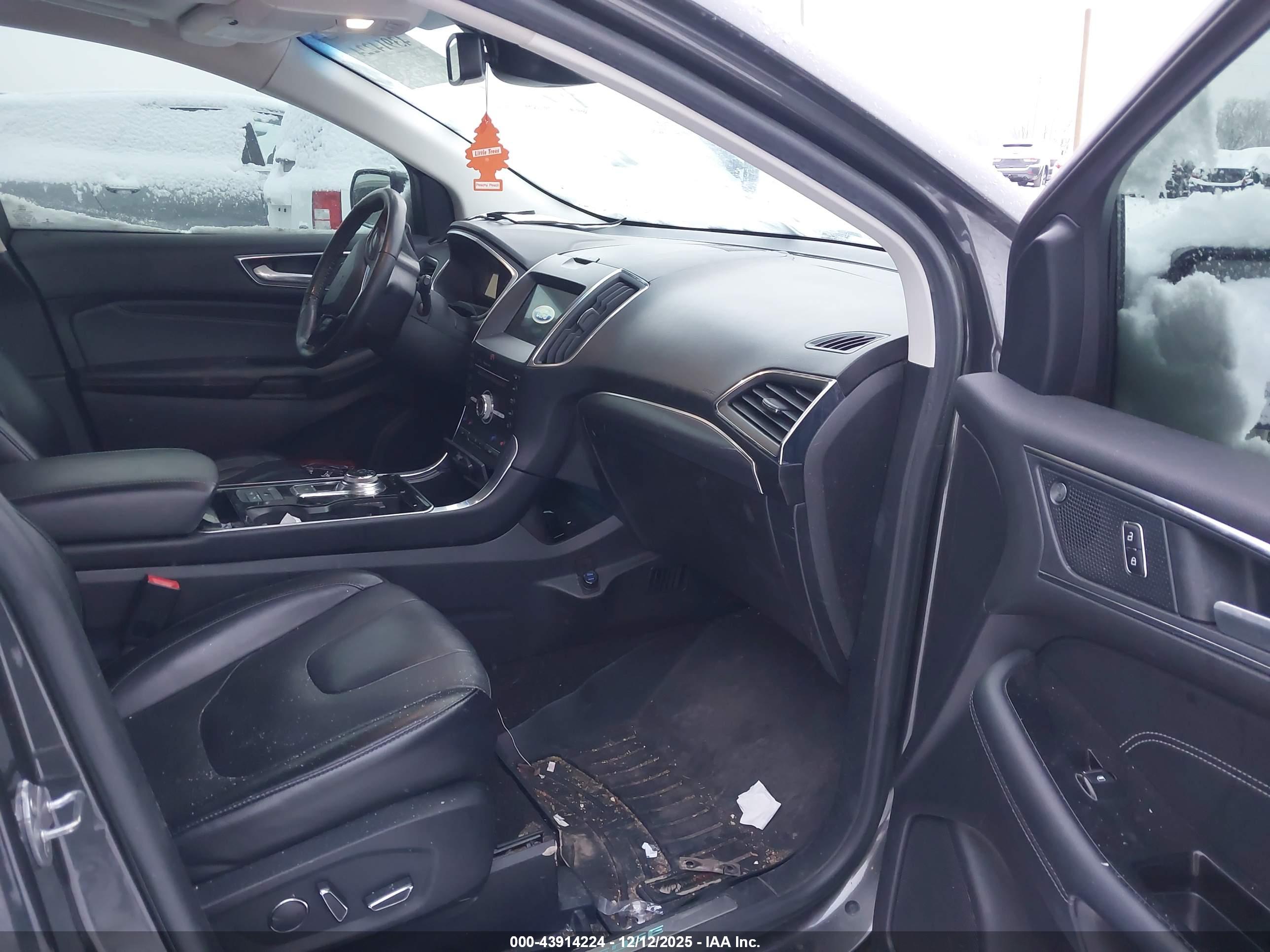 FORD EDGE image 5