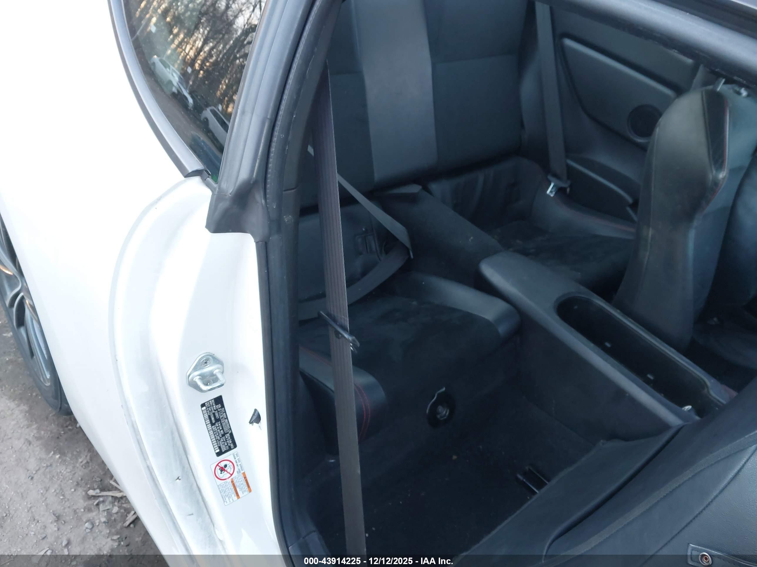 SUBARU BRZ image 8
