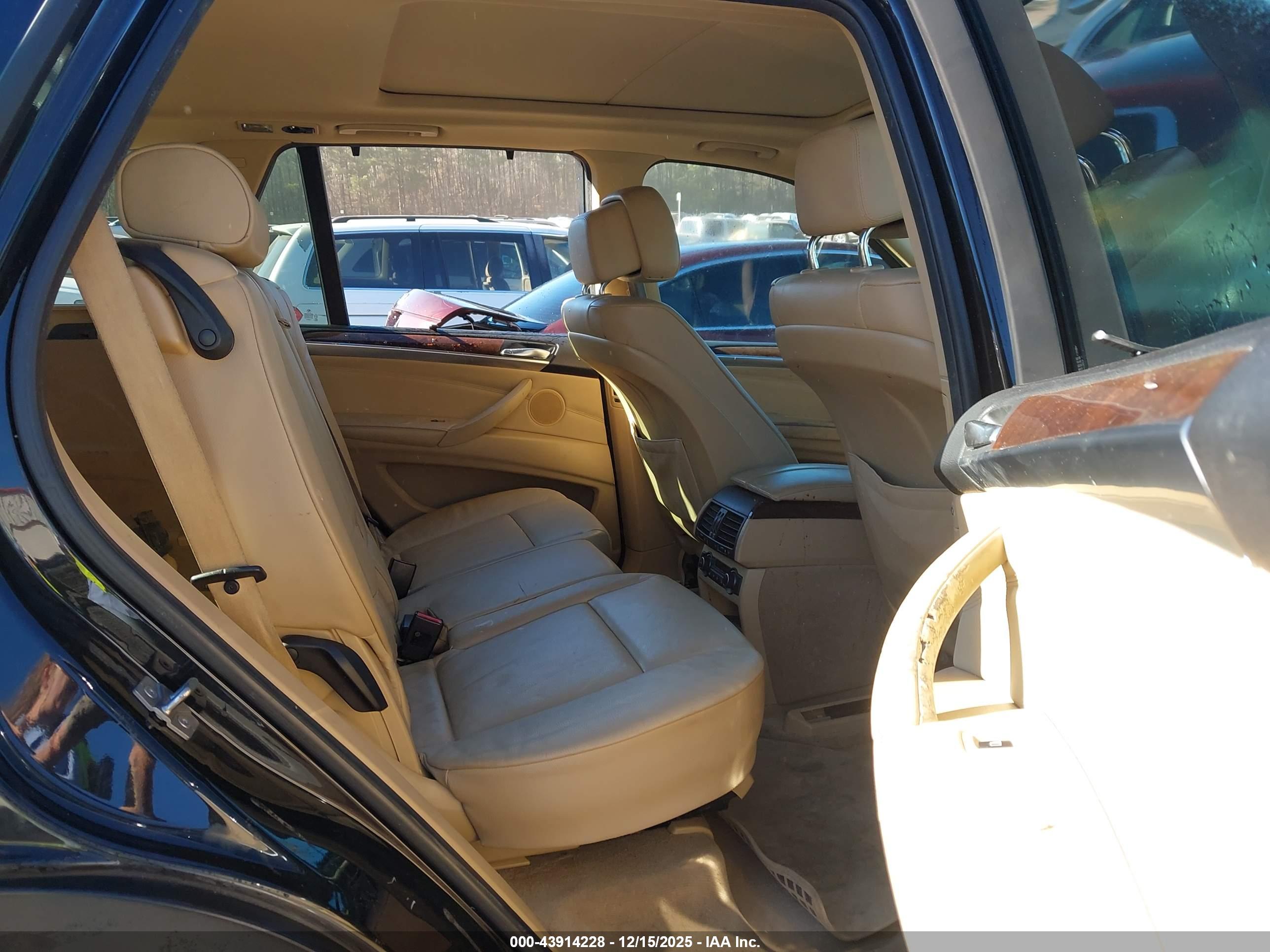 BMW X5 image 8