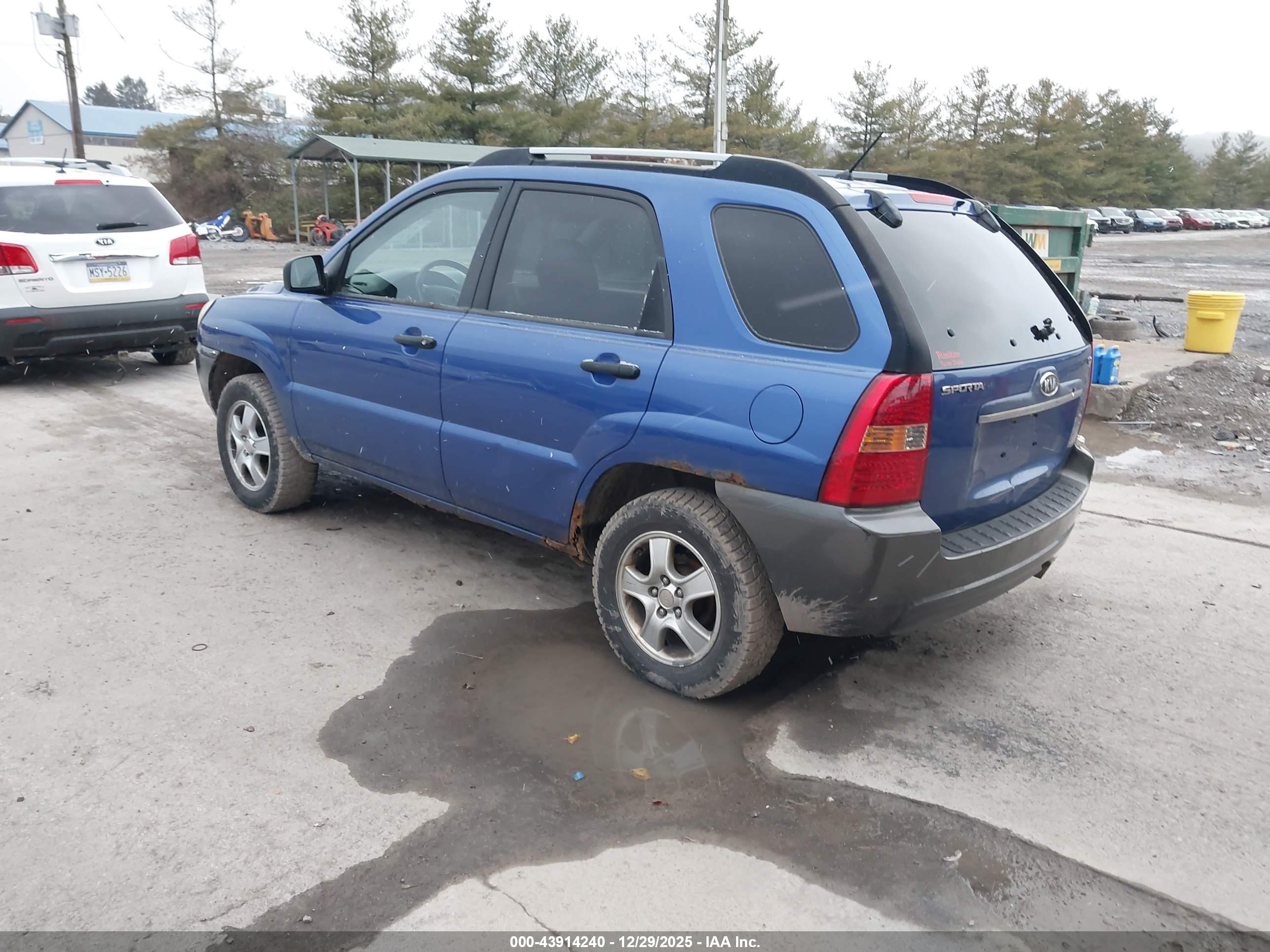 KIA SPORTAGE image 3