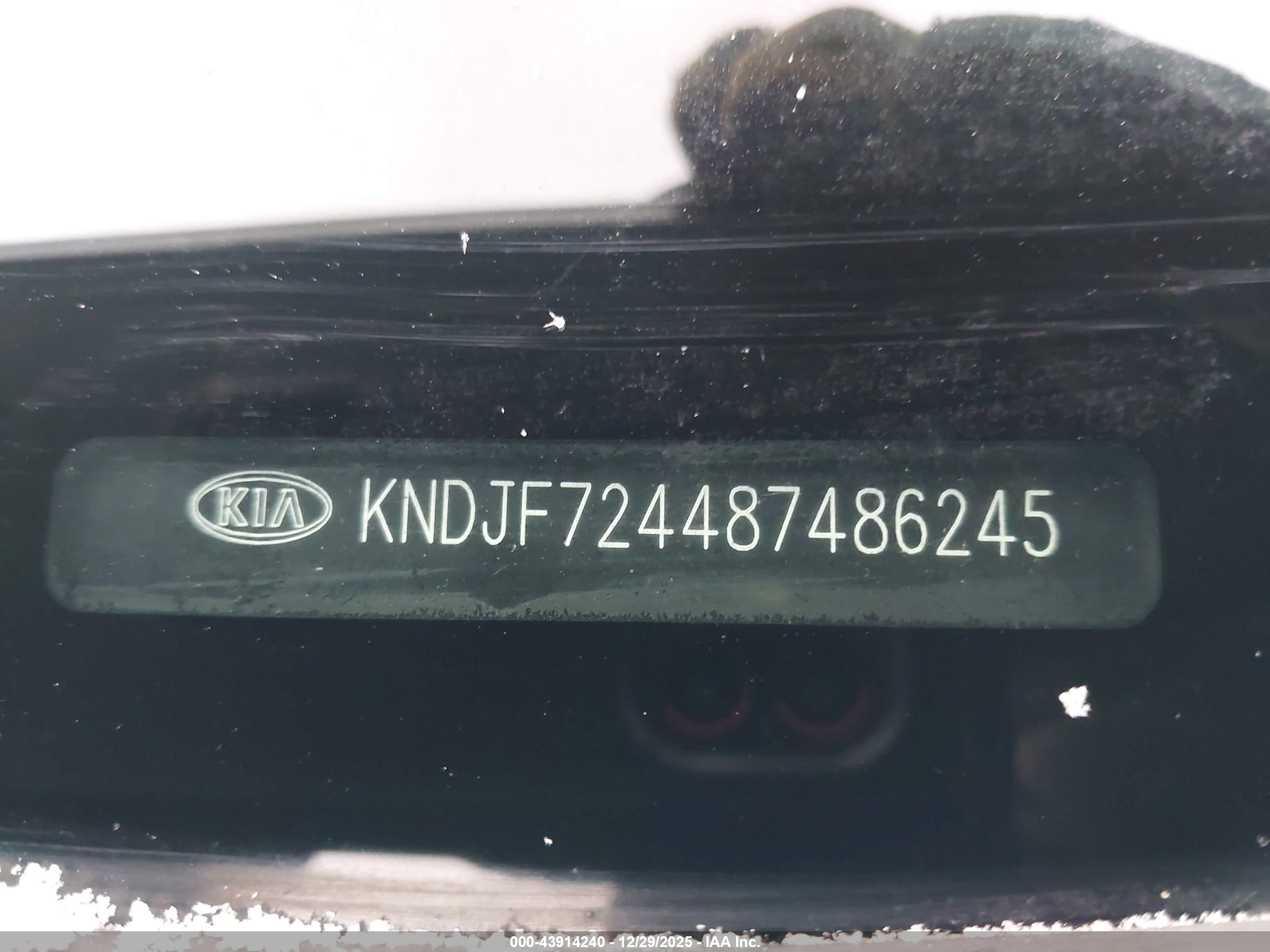 KIA SPORTAGE image 9