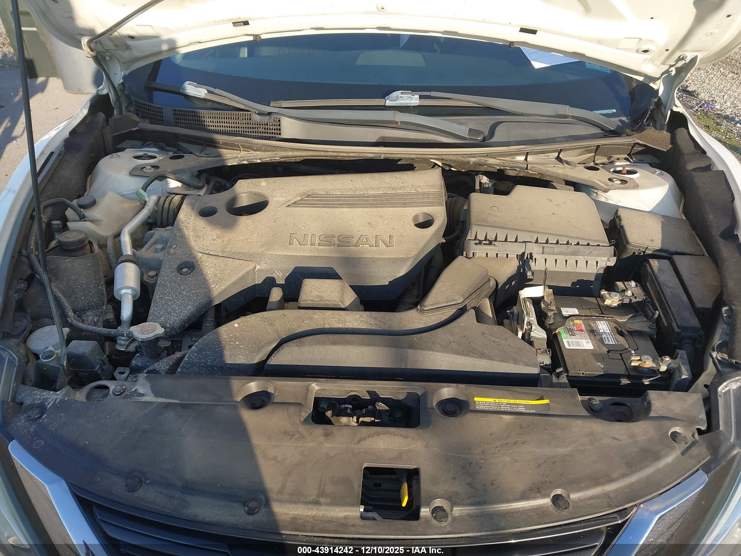 NISSAN ALTIMA image 10