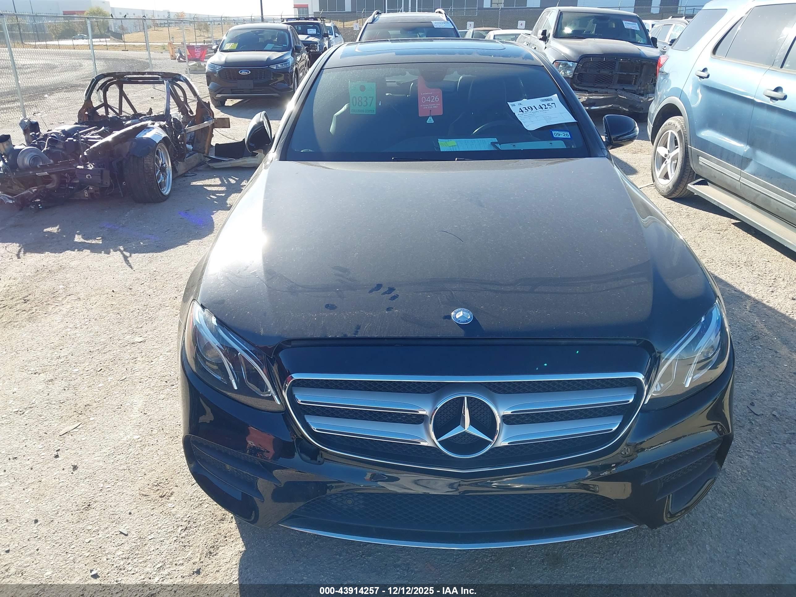 MERCEDES-BENZ E image 6