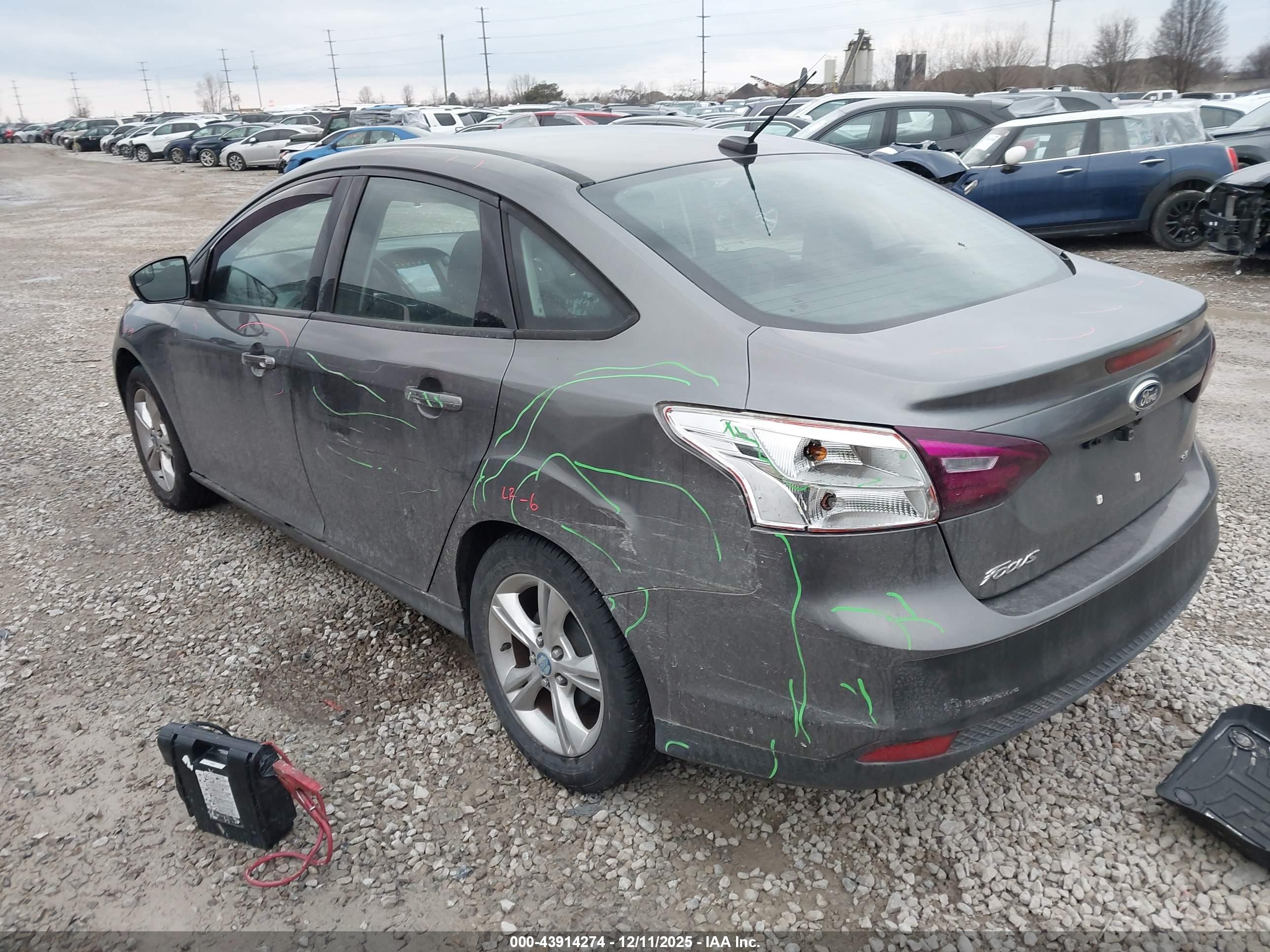 FORD FOCUS image 3