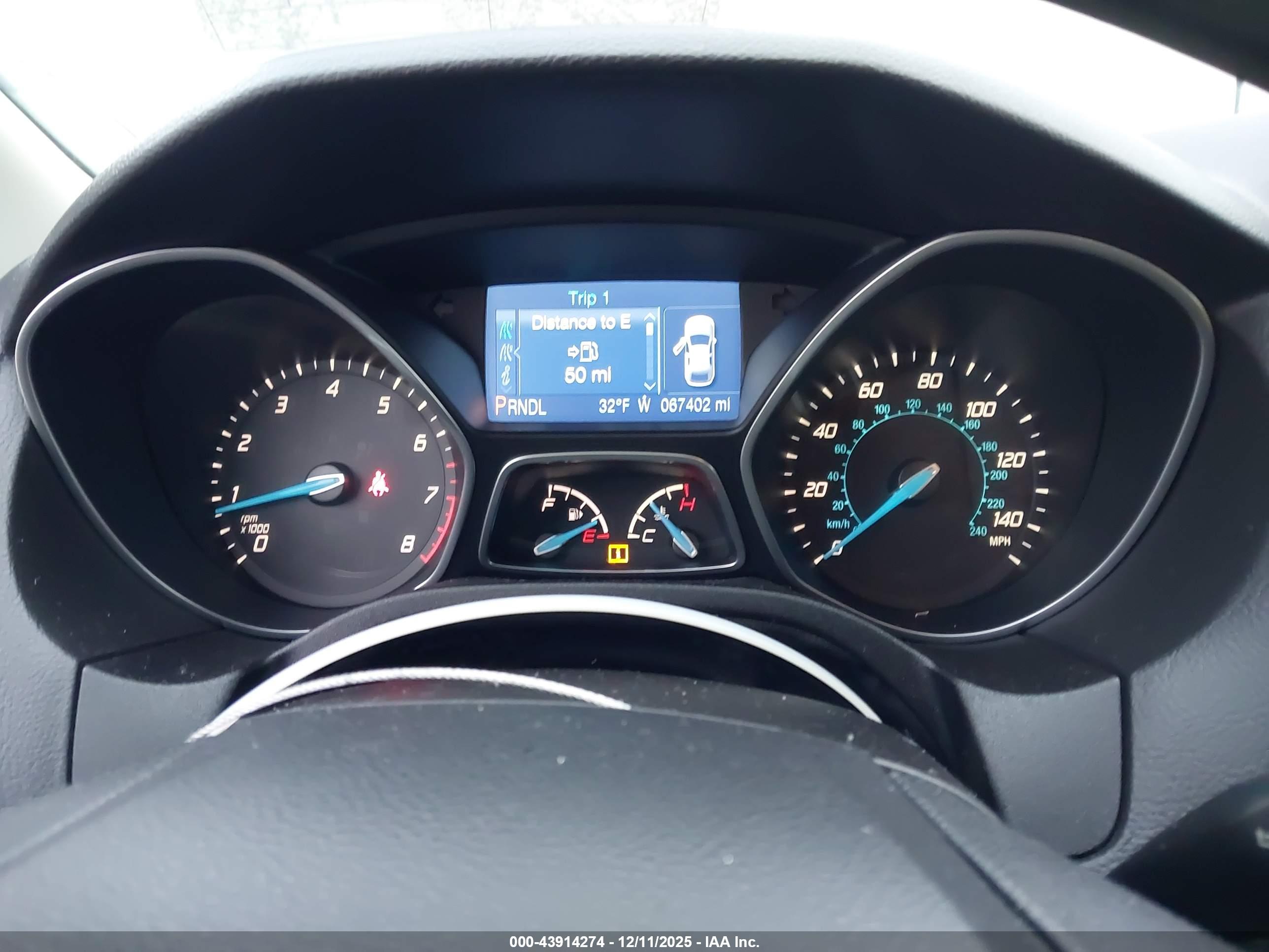 FORD FOCUS image 7