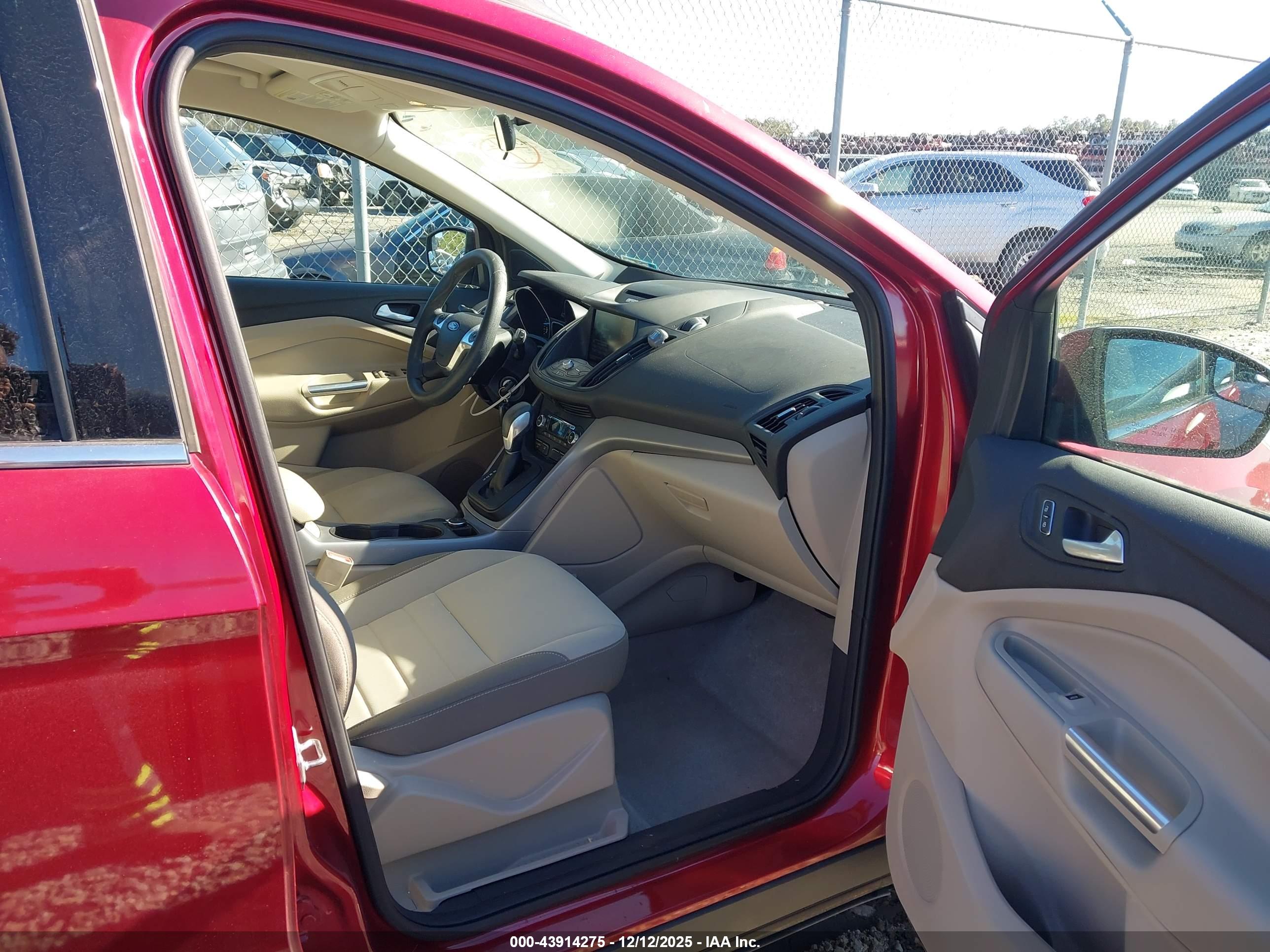 FORD ESCAPE image 5
