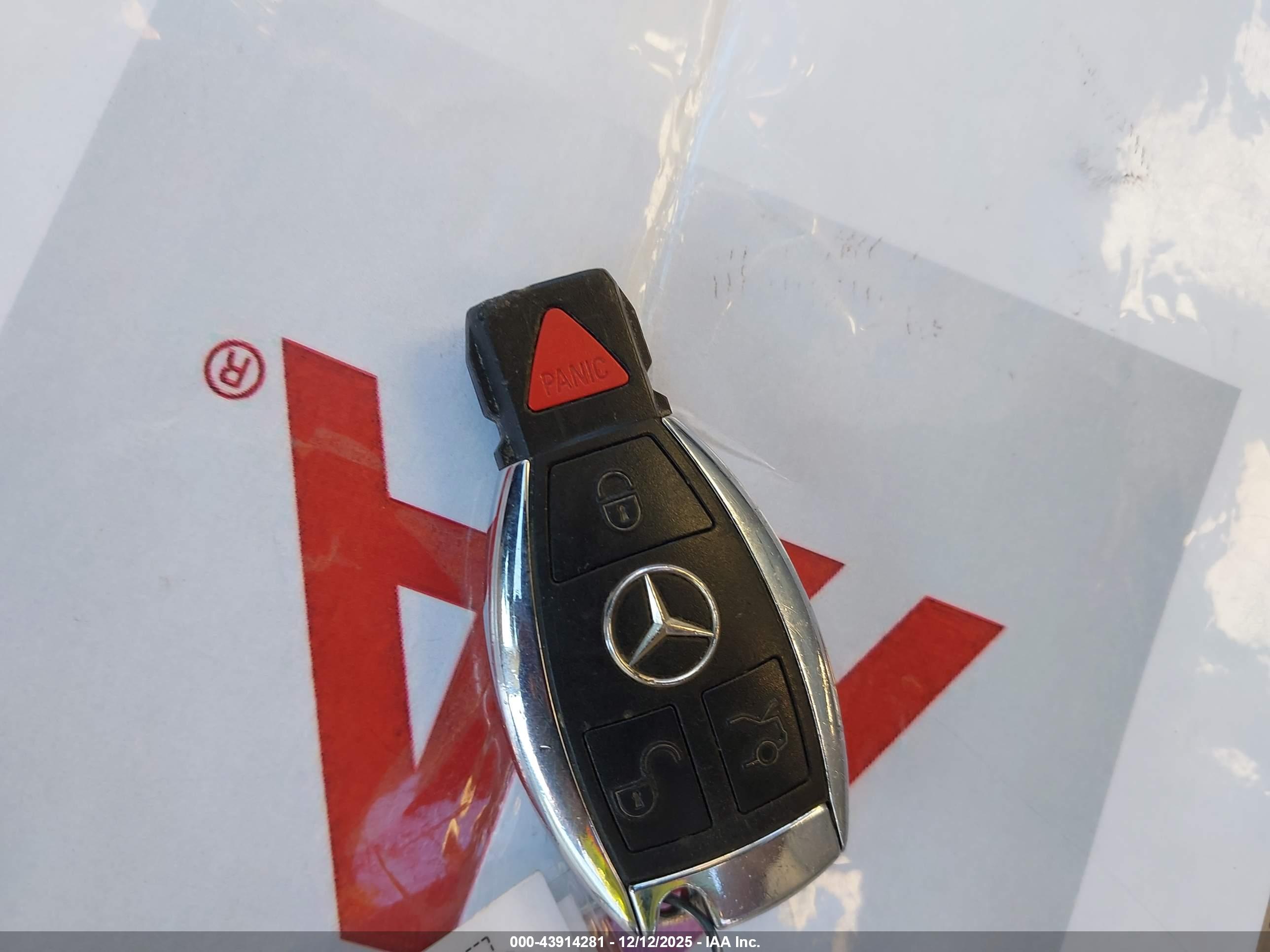 MERCEDES-BENZ E image 11