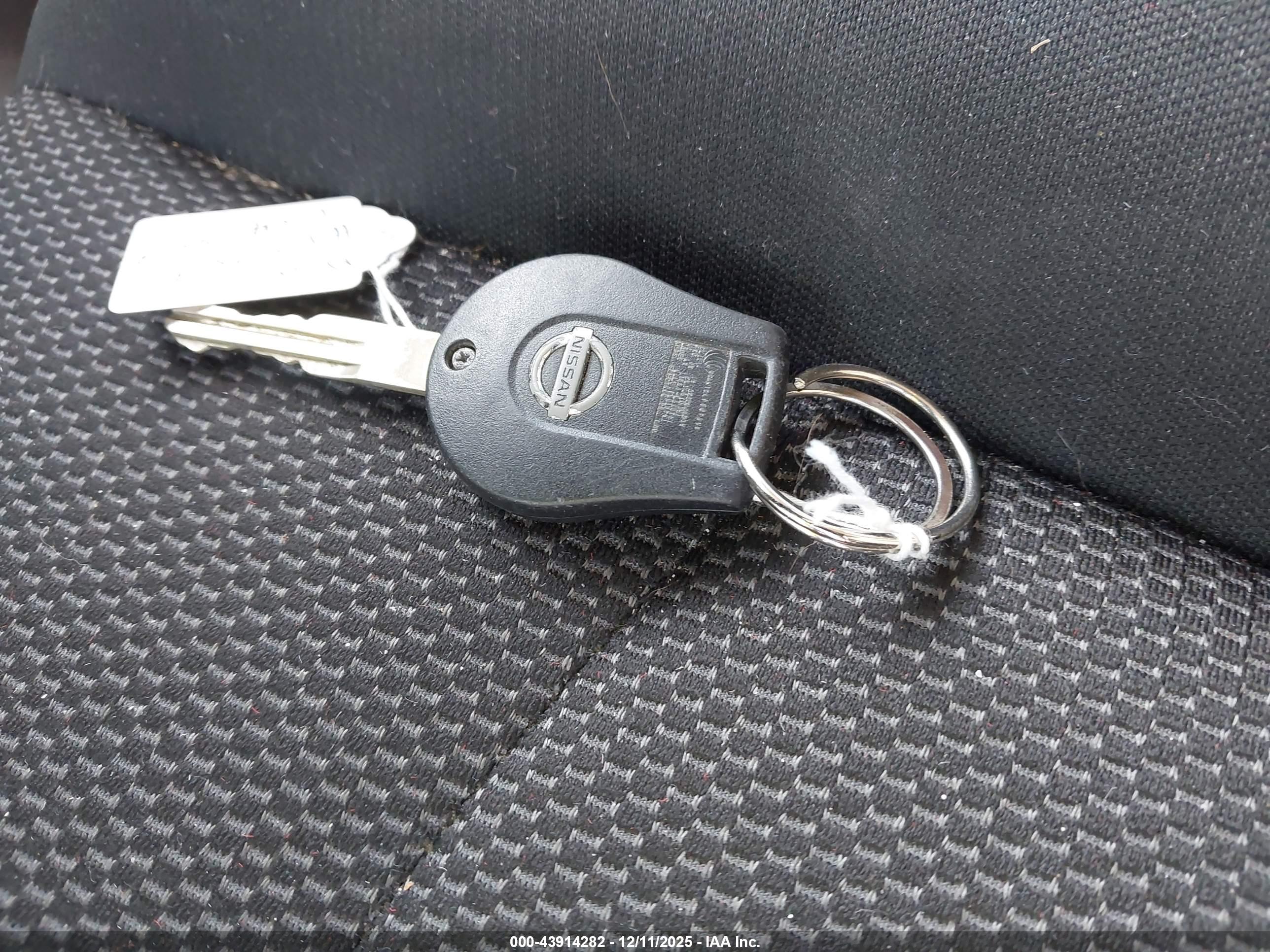 NISSAN SENTRA image 11